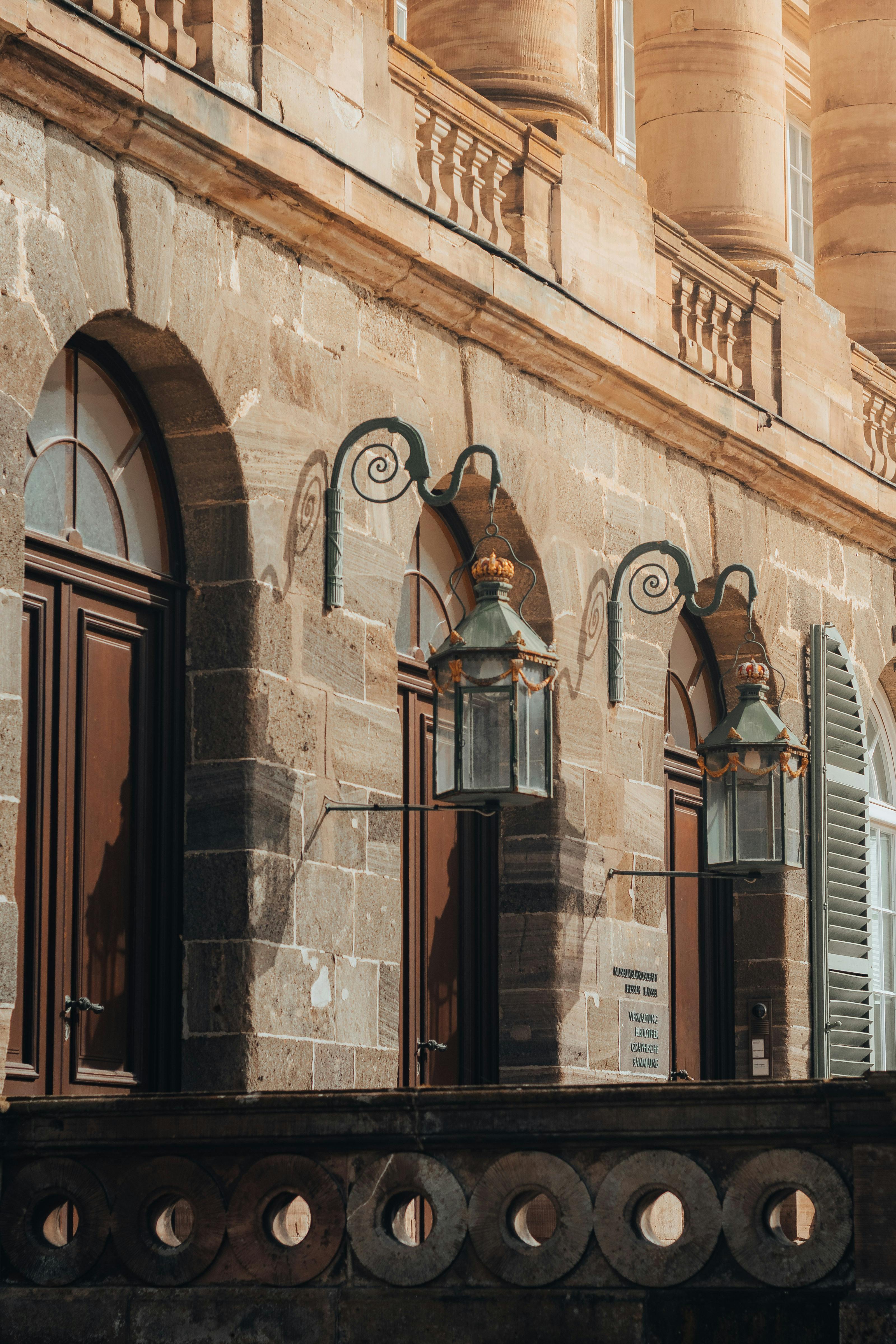 Δωρεάν Κομψή μπαρόκ αρχιτεκτονική του Schloss Wilhelmshöhe στο Κάσελ της Γερμανίας, απαθανατισμένη μια ηλιόλουστη ημέρα. Φωτογραφία από στοκ φωτογραφιών