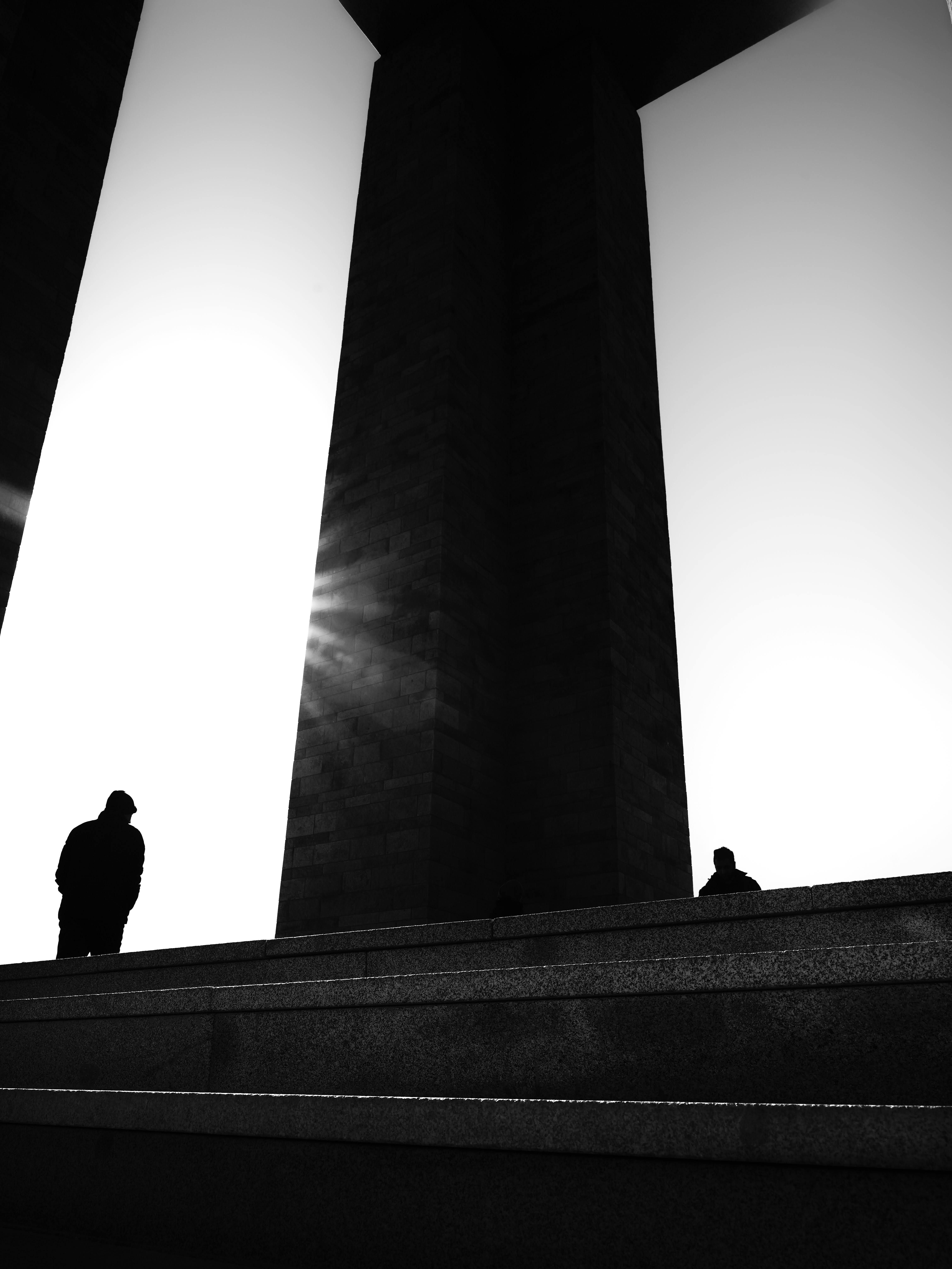 Free Dramatic black and white photo of silhouettes at Çanakkale, Türkiye. Captured in striking contrast. Stock Photo