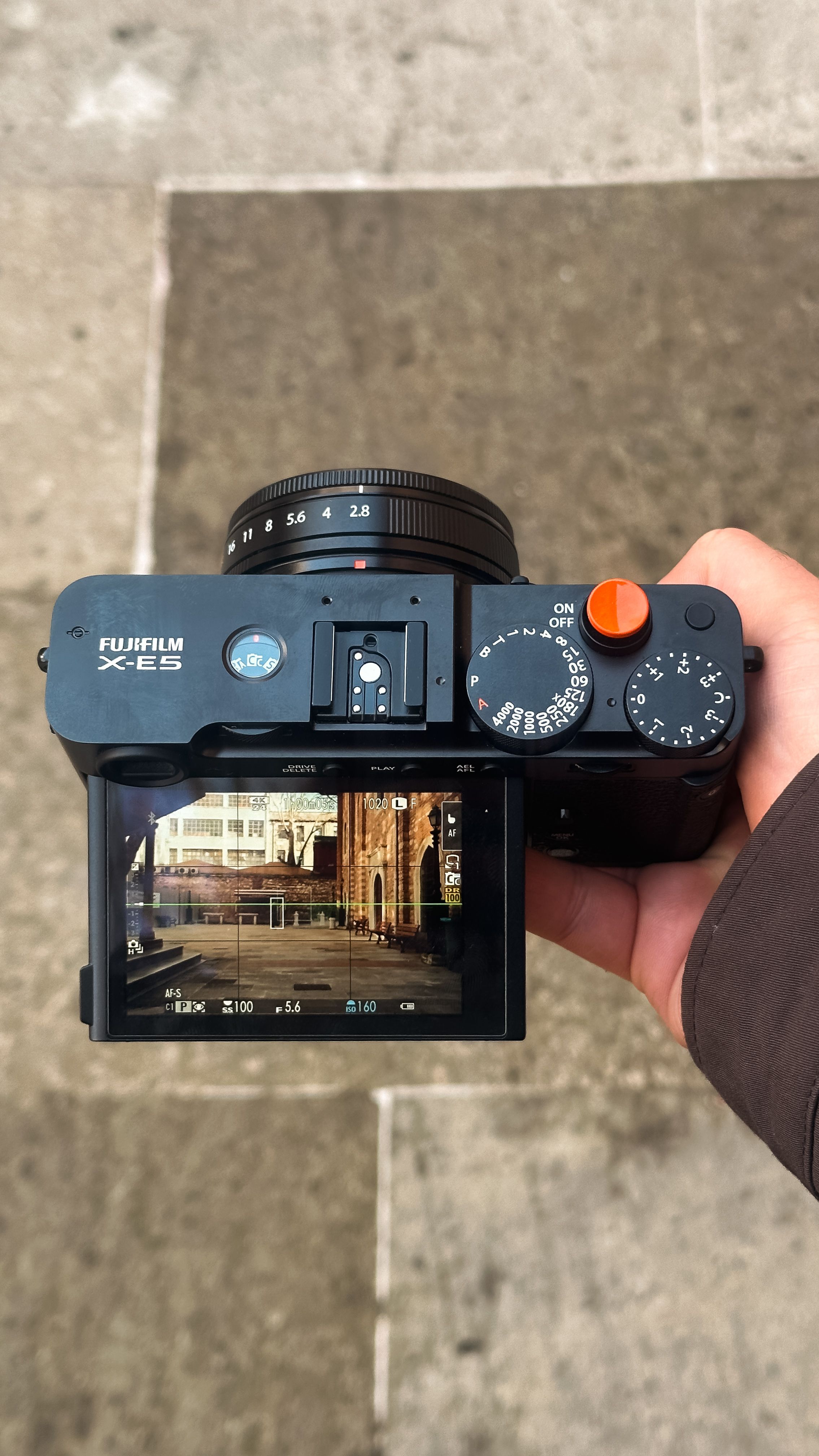 Street View Captured through Fujifilm Camera · Free Stock Photo