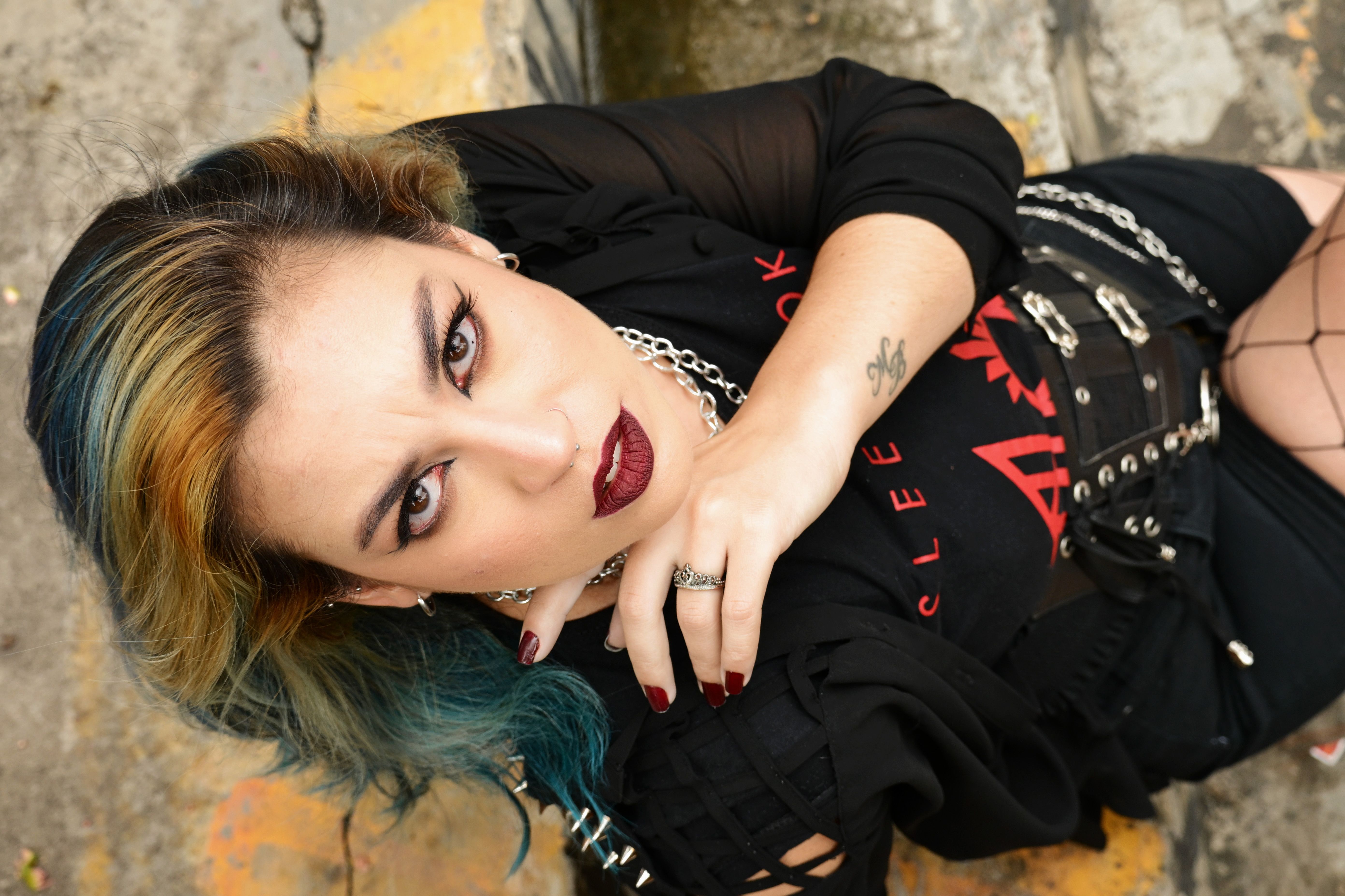 Edgy Fashion Portrait with Bold Makeup · Free Stock Photo