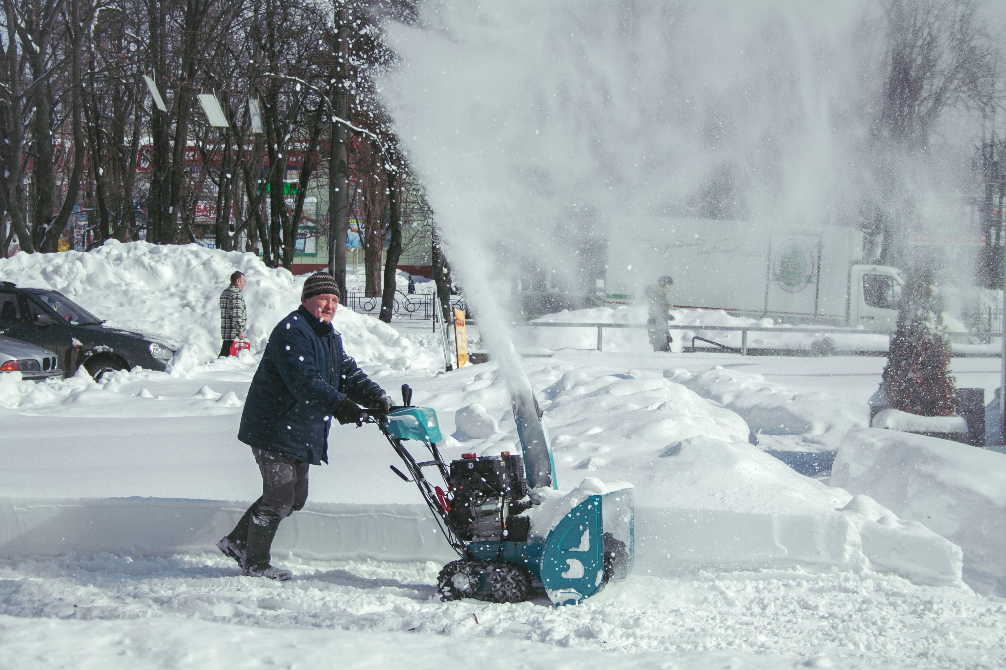 Giraffe Tools Snow Blowers: Everything You Need to Know Befo