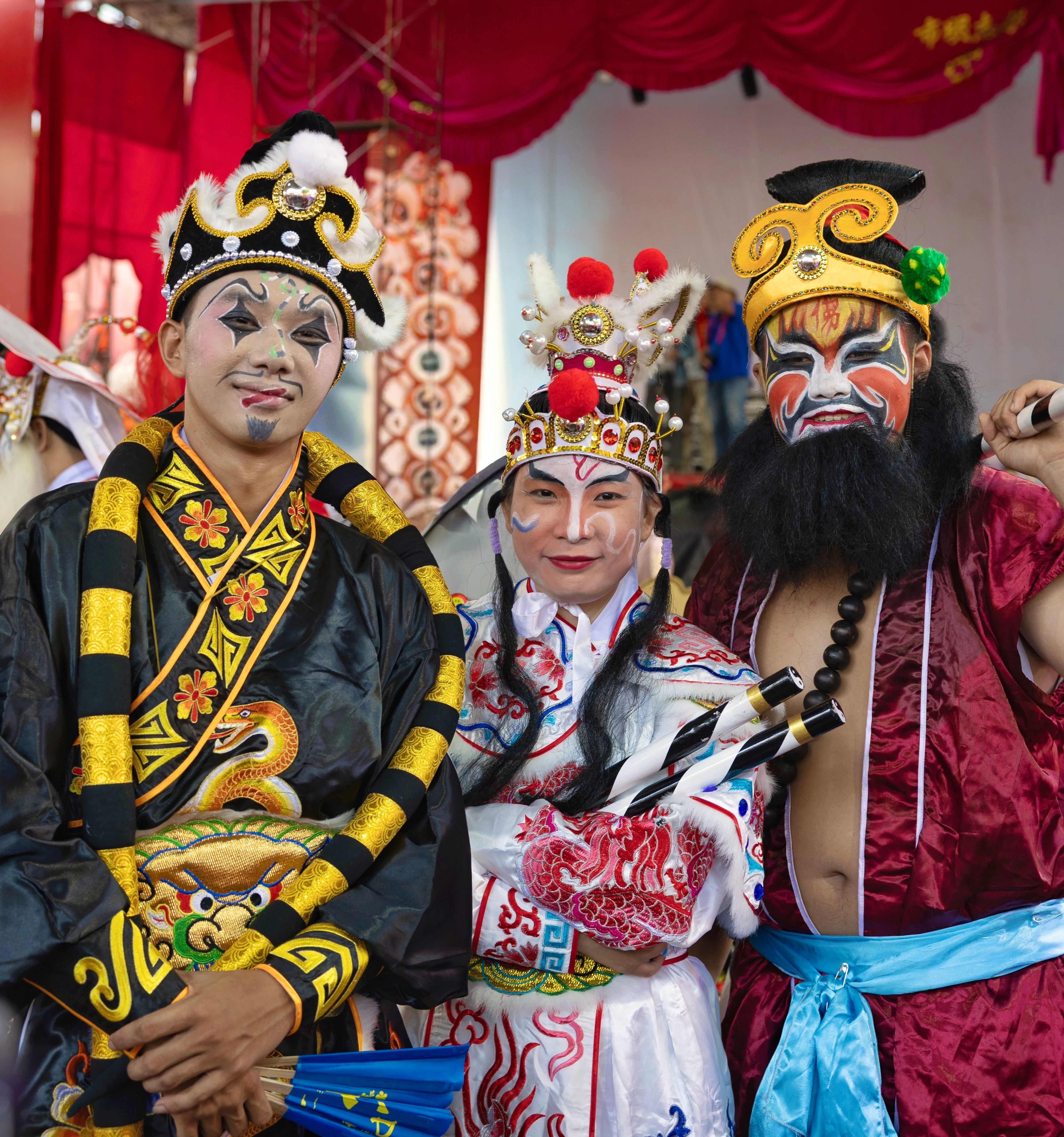 Traditional Chinese Opera Performers in Costume · Free Stock Photo