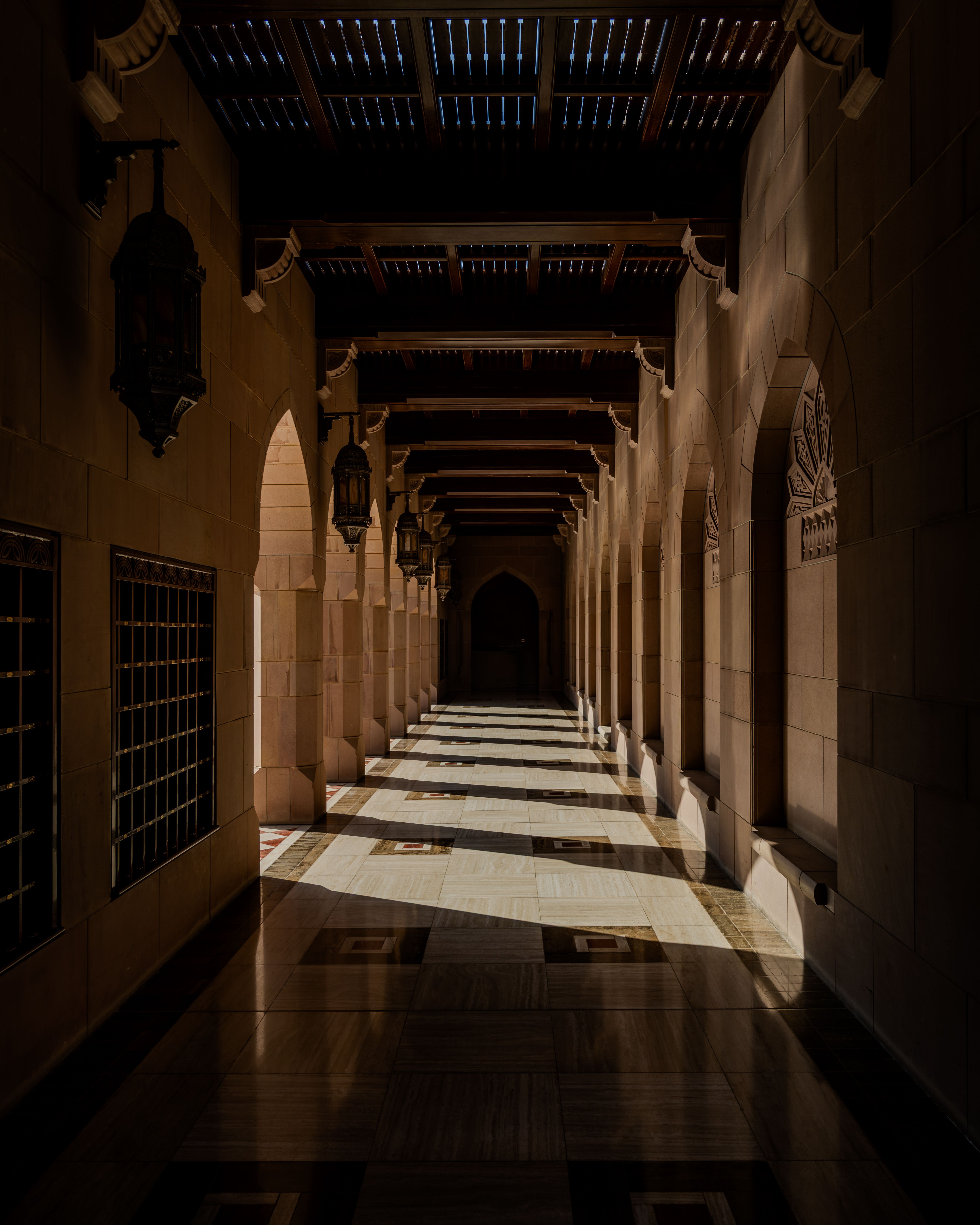 Arabian Archway with Dramatic Shadows · Free Stock Photo