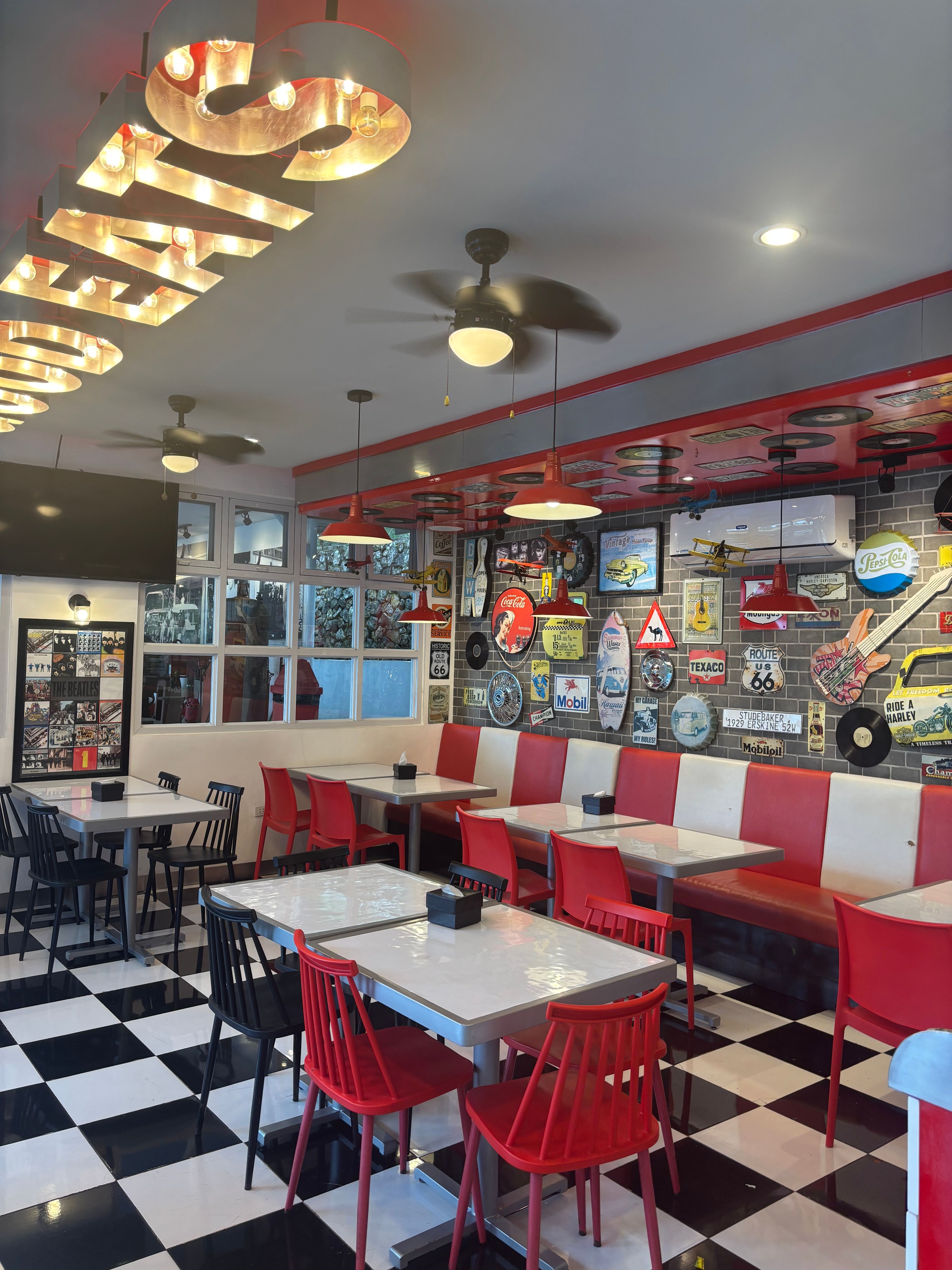 Retro Diner Interior with Vintage Decor · Free Stock Photo