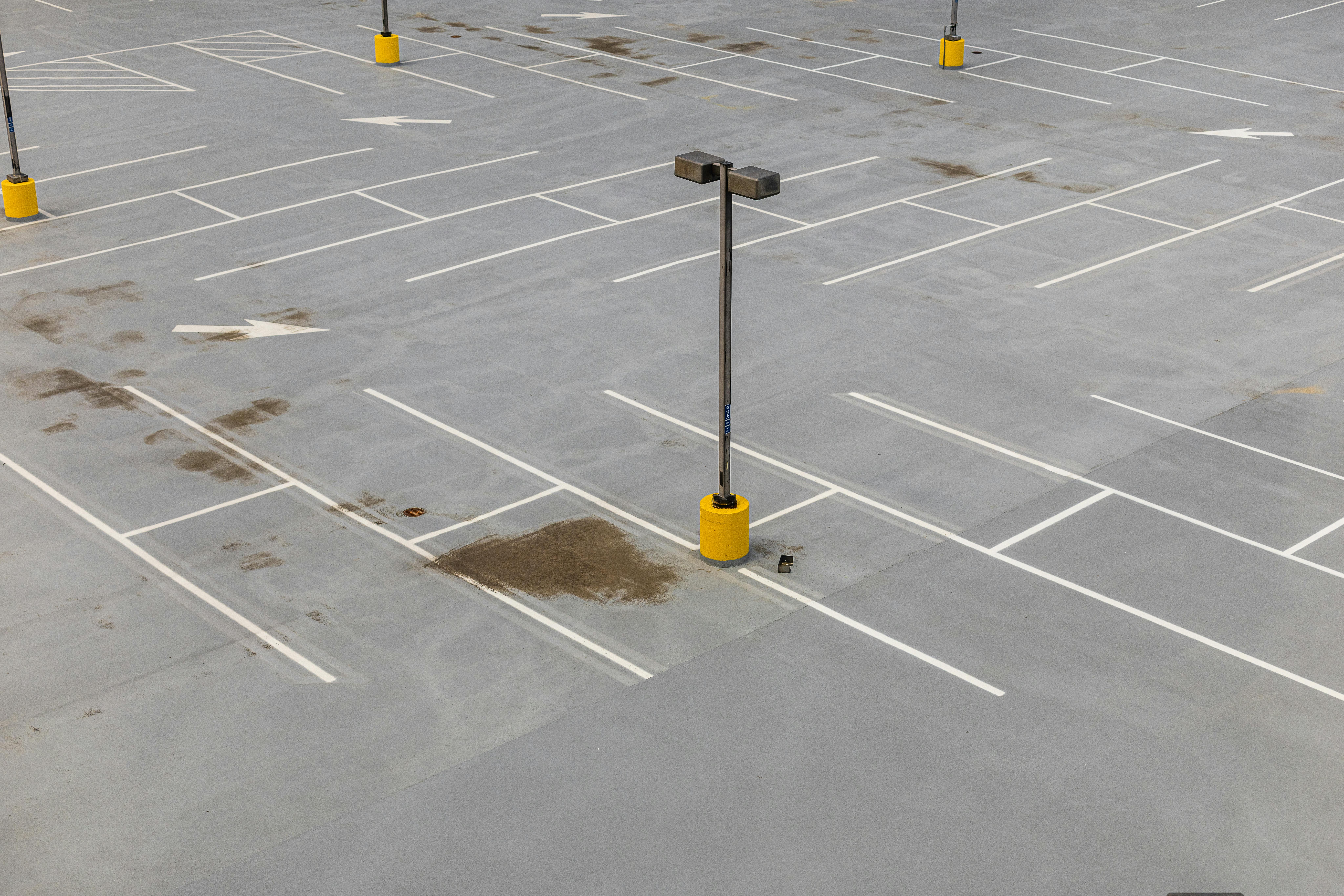 Miễn phí Ảnh lưu trữ miễn phí về @ngoài trời, bãi đậu xe, bãi đậu xe trống Ảnh lưu trữ