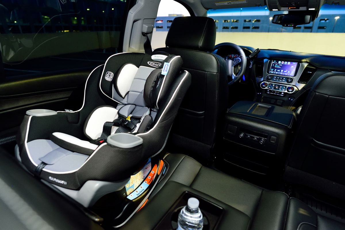「チェコのチャイルドシート:UN R129とECE R44/04の比較」のカバー画像