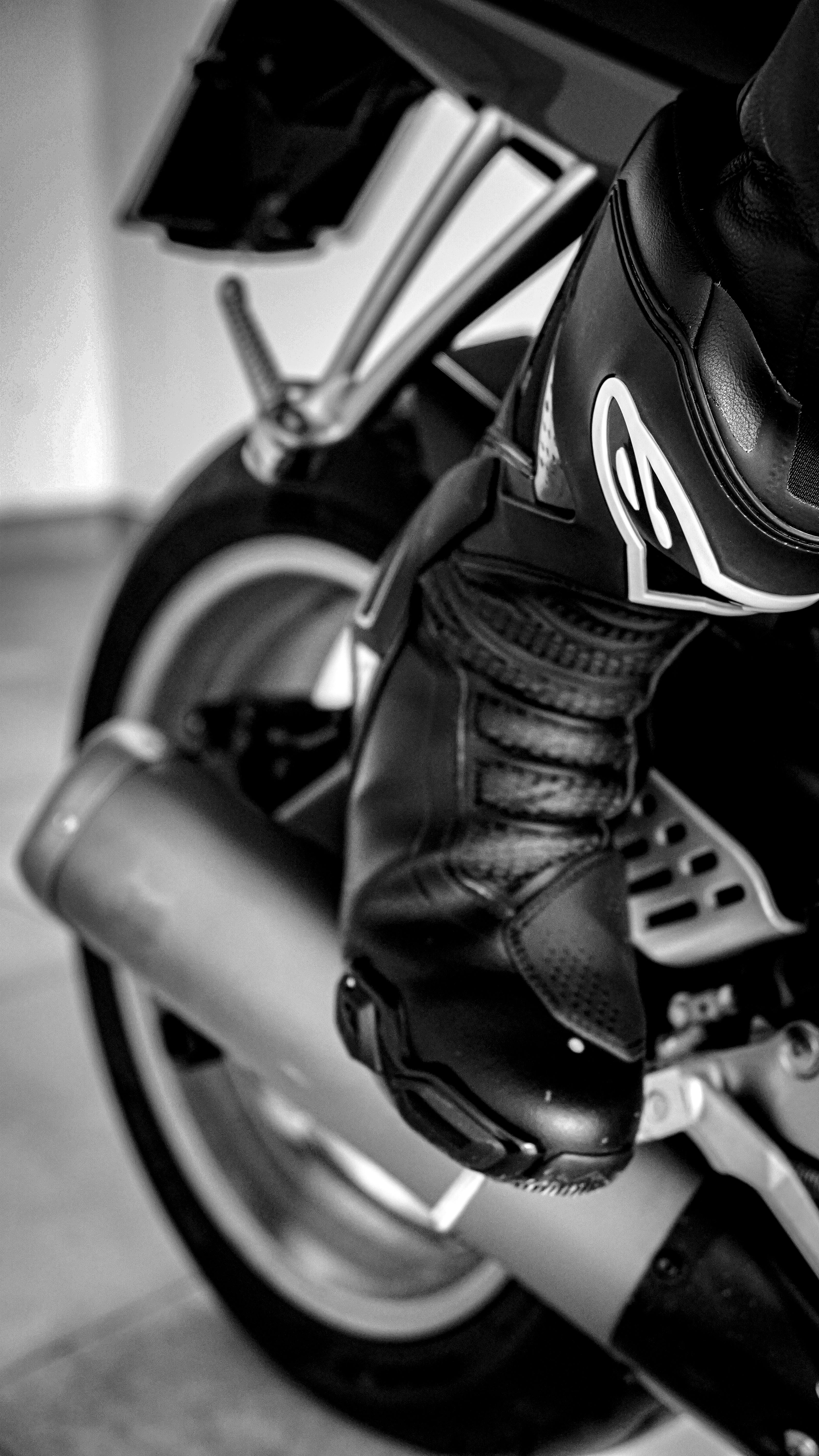 women motorcycle boots review comfort walking riding protection