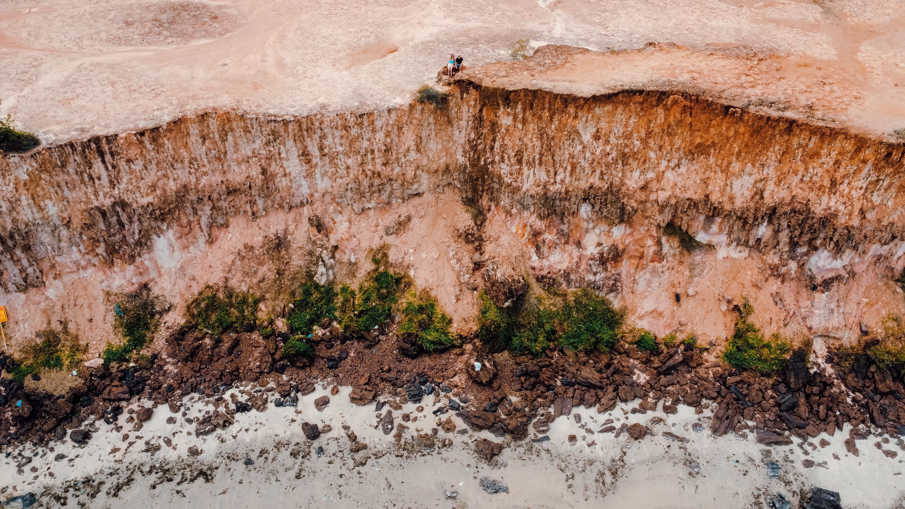 Kaduna State Tackles Erosion: Governor Sani Flags Off Major Project, Pays N2 Billion Compensation to Affected Residents