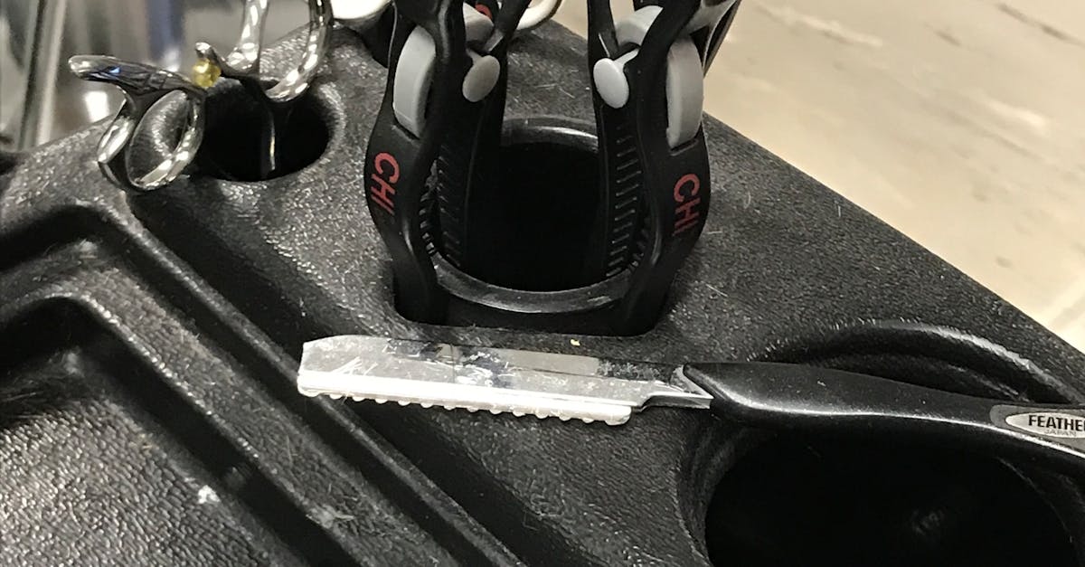 Free stock photo of Salon tools razor clips hair caddy
