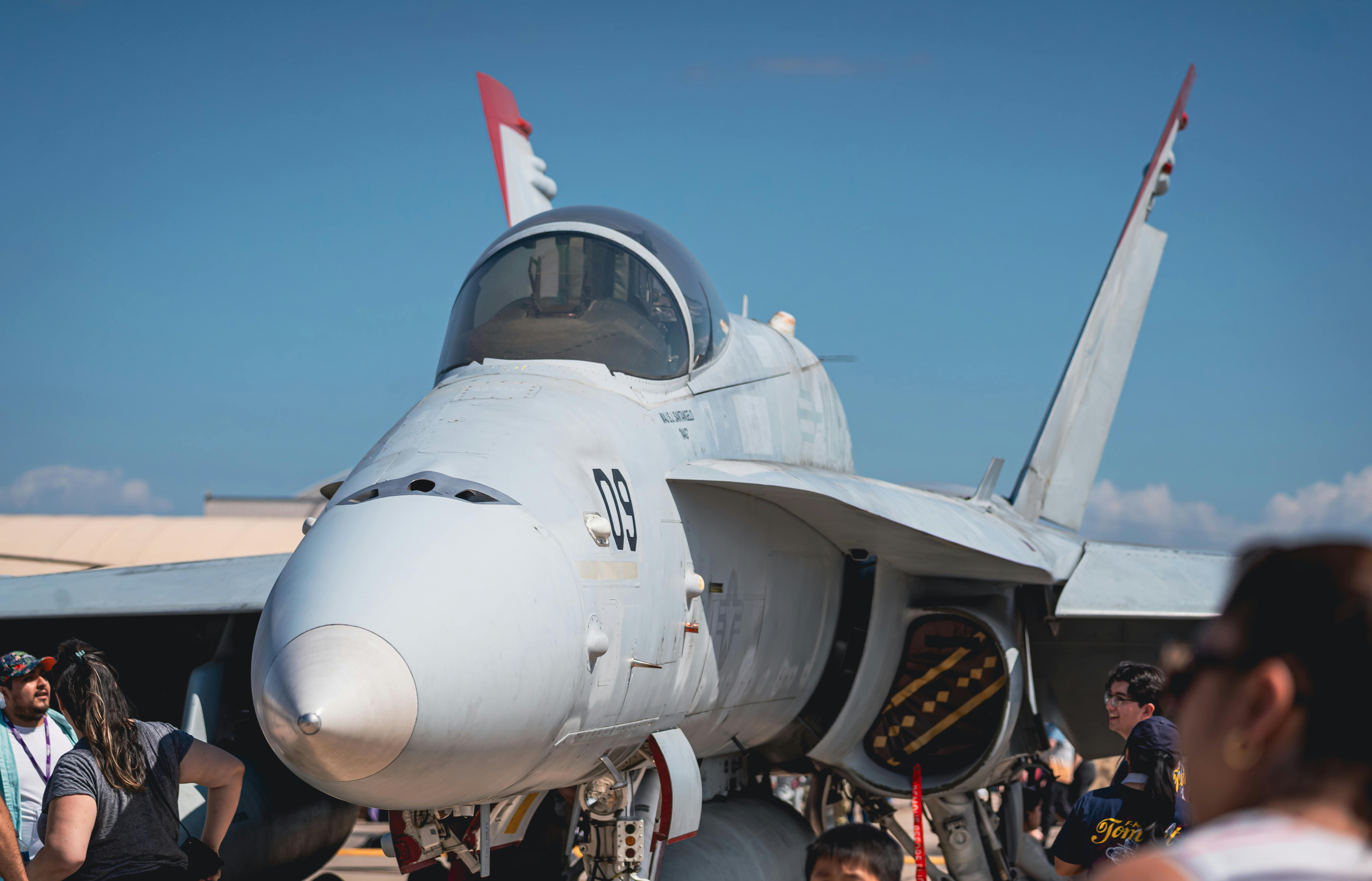 USS Dwight D. Eisenhower finishes maintenance, repairs — Photo by Soly Moses on Pexels