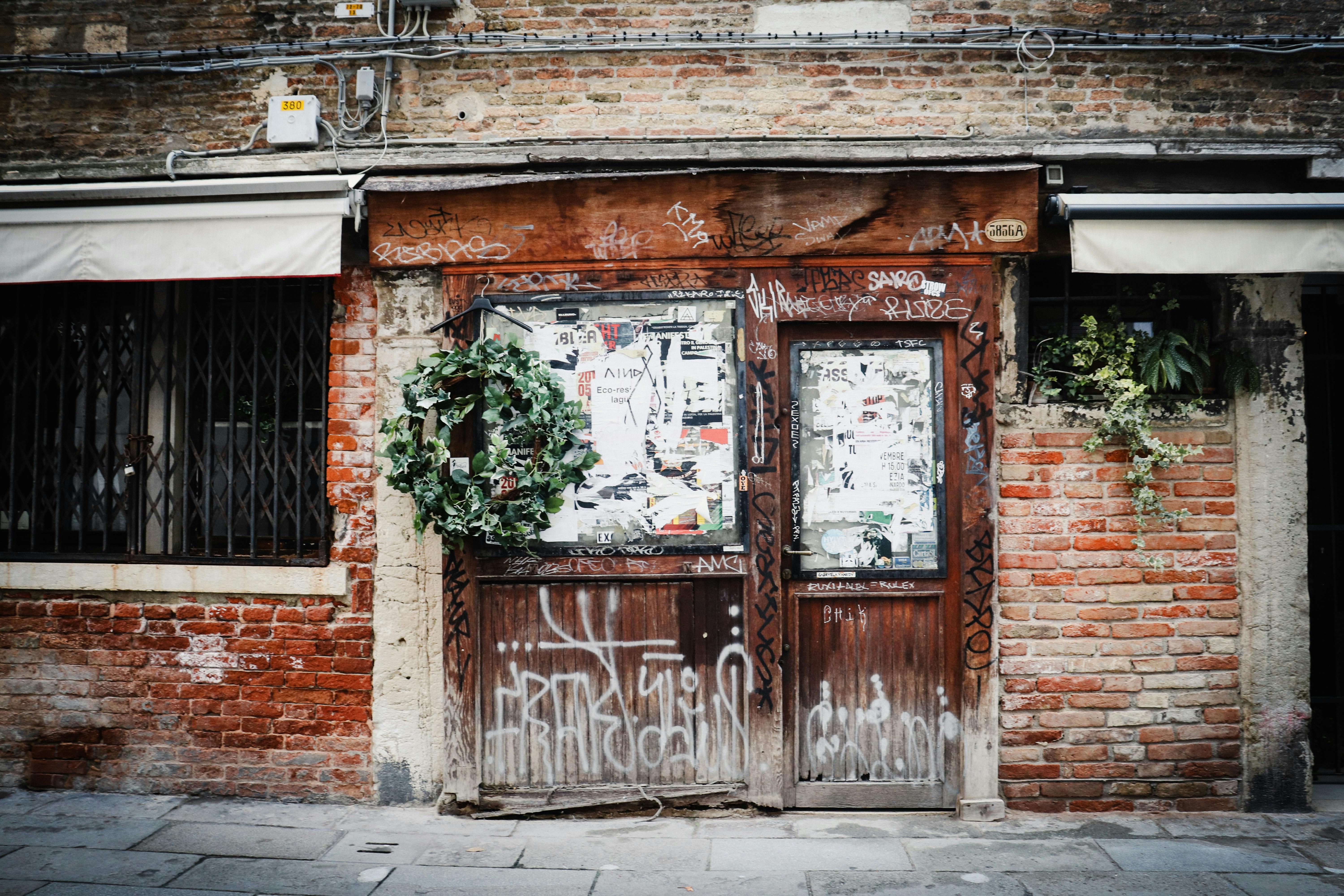 Безкоштовне стокове фото на тему «@outdoor, архітектура, вікно» стокове фото