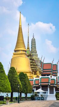 Explore the iconic Grand Palace in Bangkok with its vibrant temples and rich architecture.