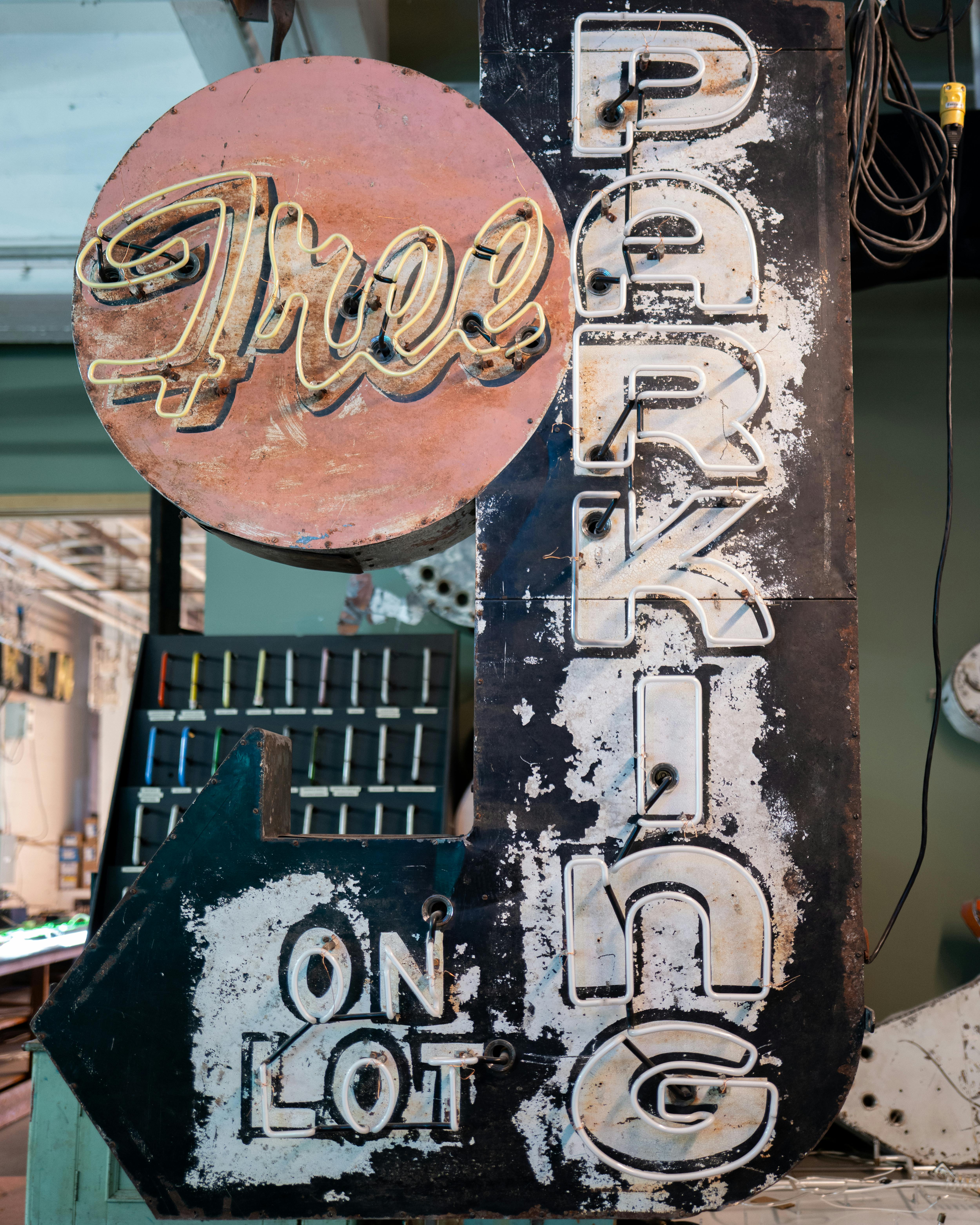 Ücretsiz abd, amerikan tabelası, antika işaret içeren Ücretsiz stok fotoğraf Stok Fotoğraflar