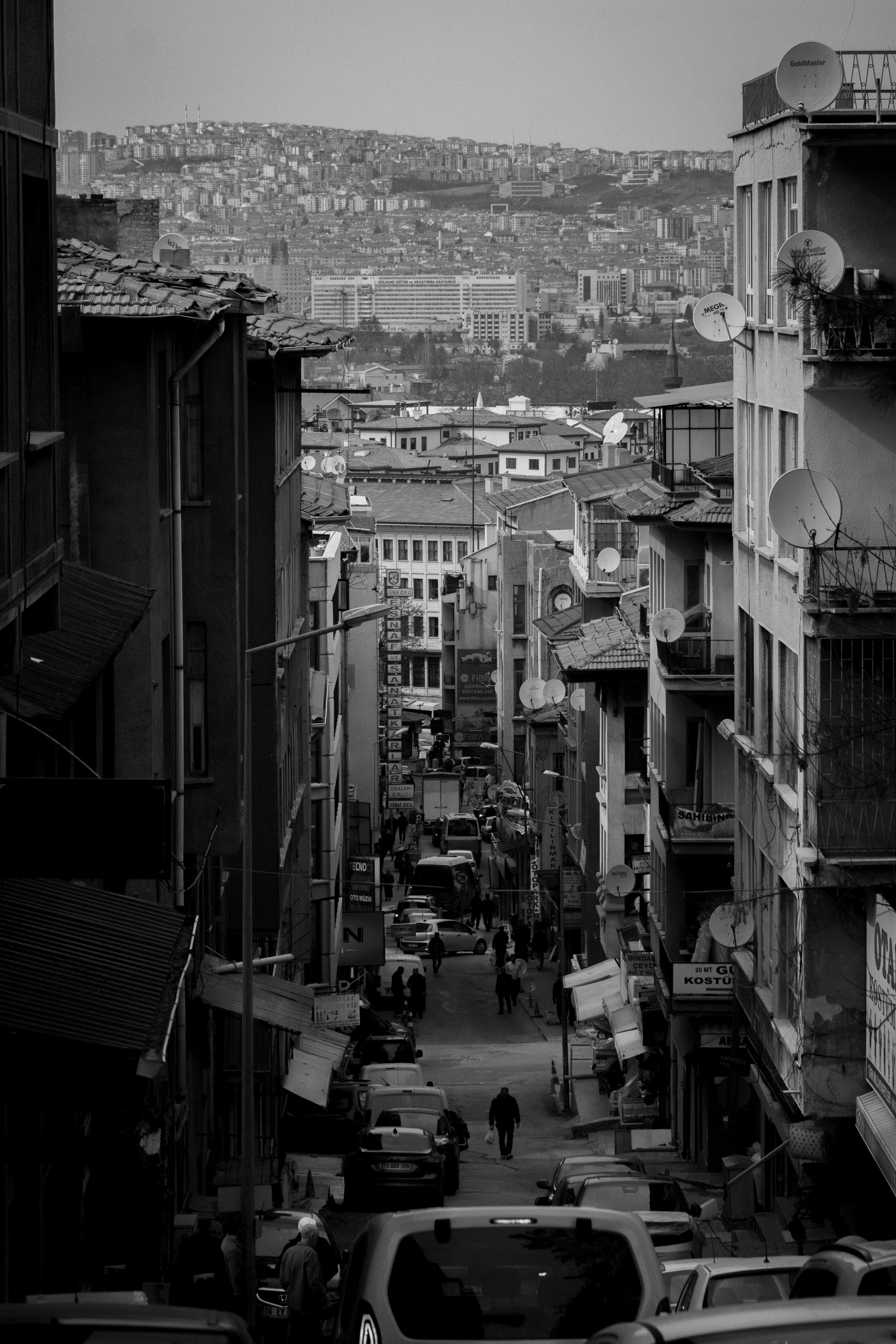 Zadarmo Fotobanka s bezplatnými fotkami na tému architektúra, architektúra blízkeho východu, autá Fotka z fotobanky