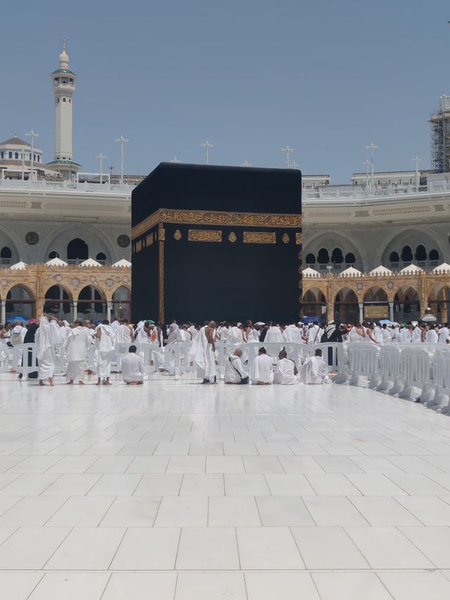 Ashfaq Tours & Travels Umrah - 21 Days November 2026 (airblue, Lahore-Jeddah, Near Haram Hotels, 01 Nov)