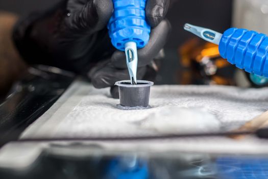 Blue Plastic Bottles For Coloring