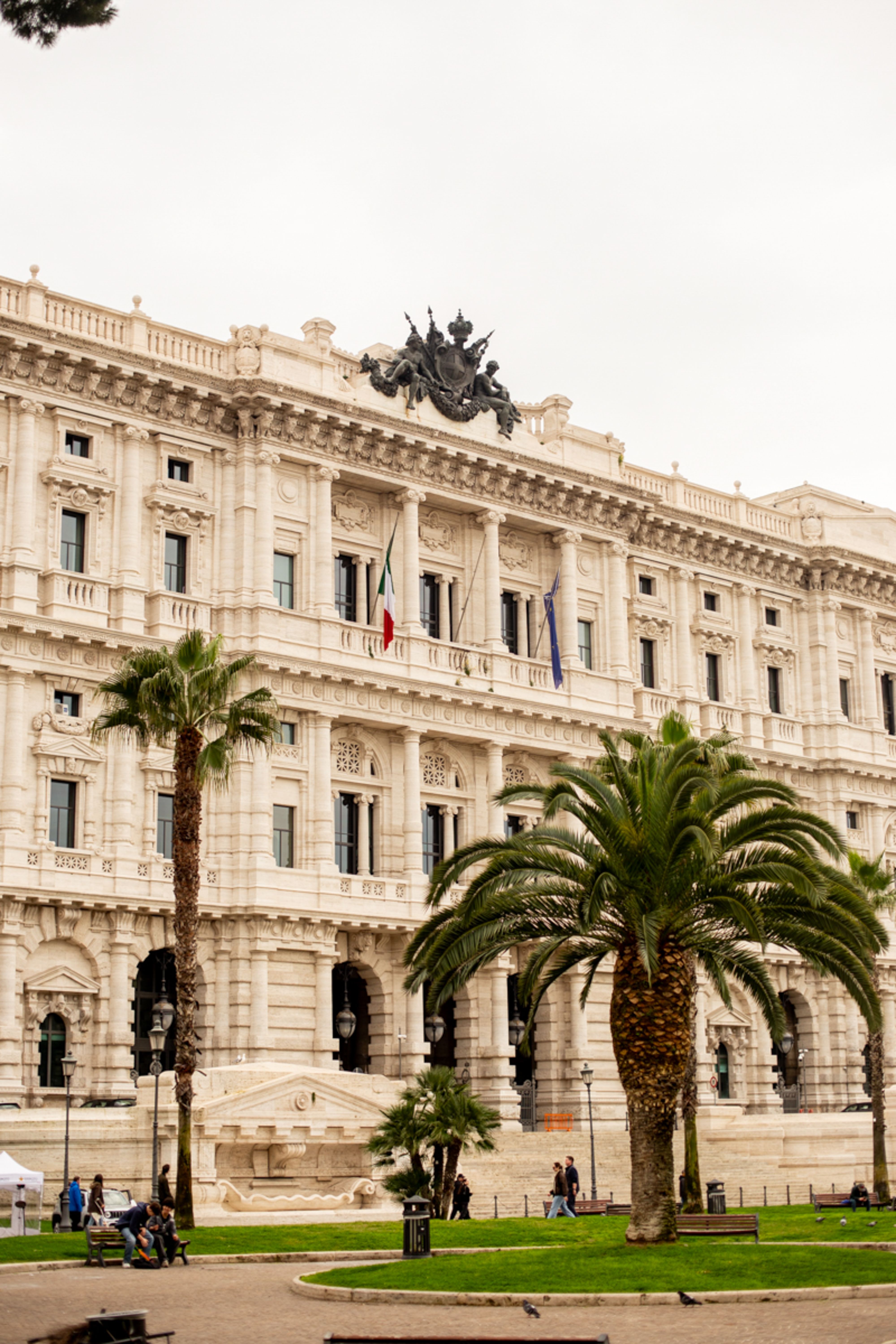 Impressive Neoclassical Courthouse in Rome · Free Stock Photo