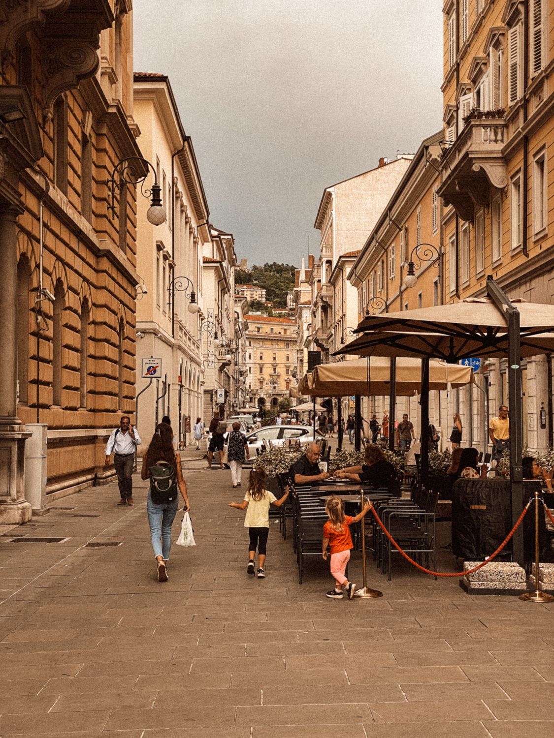 Charming Street Scene in an Italian City · Free Stock Photo