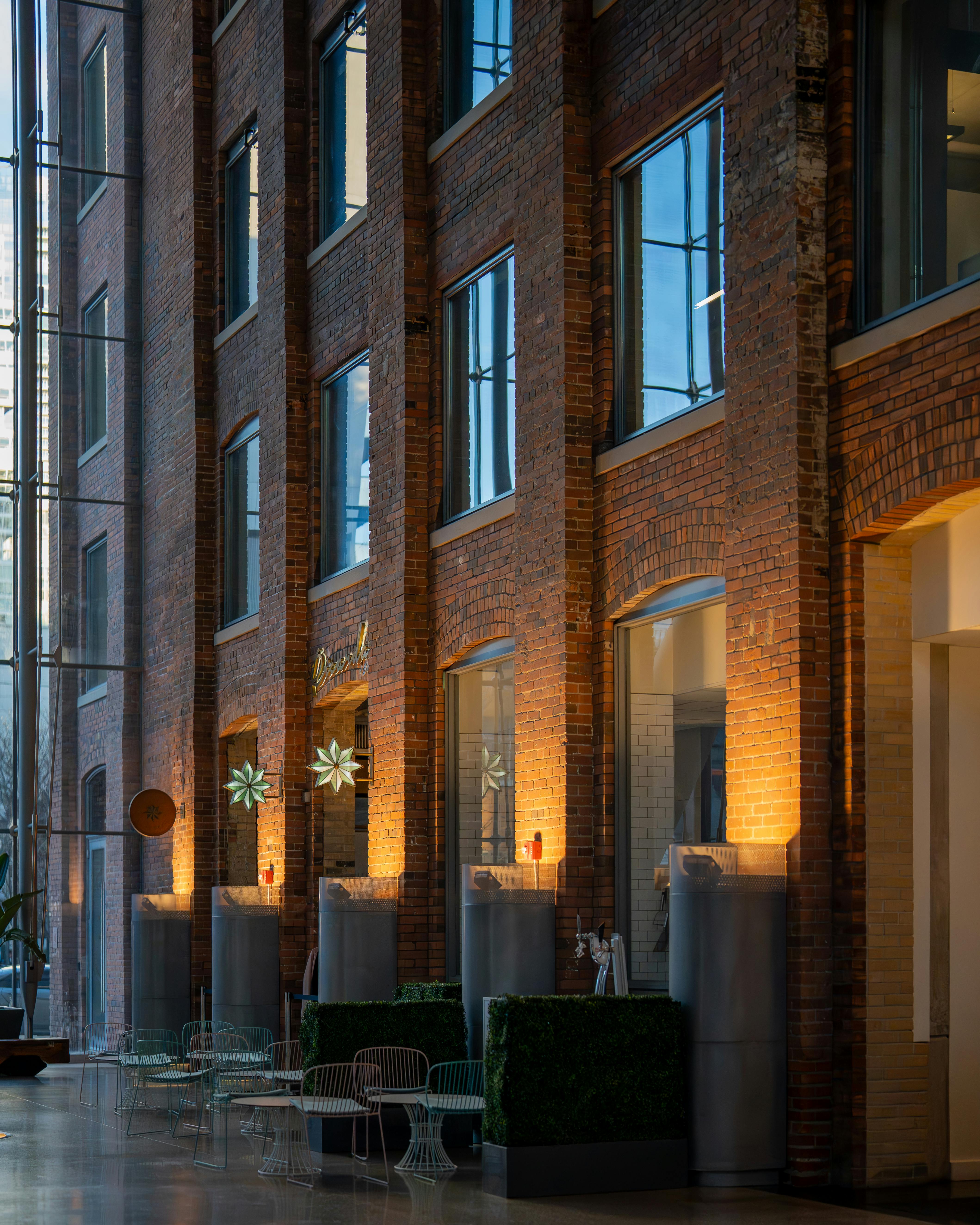 無料 アーバンデザイン, インダストリアルスタイル, インテリアアーキテクチャの無料の写真素材 写真素材