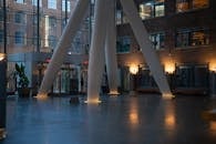 Spacious Modern Atrium in Toronto Office Building