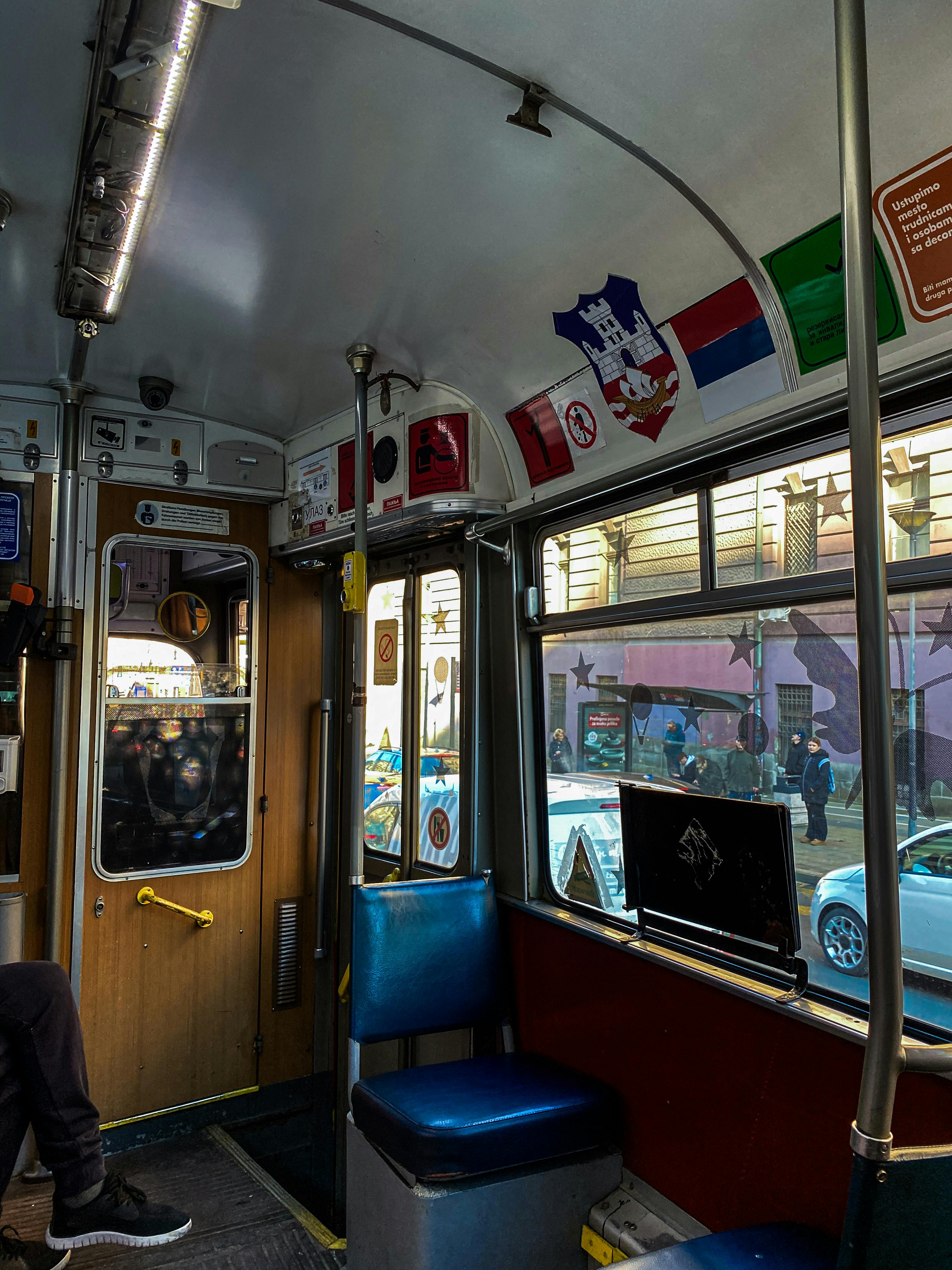 Δωρεάν στοκ φωτογραφιών με άδειο τραμ, αρχιτεκτονική, αστικές συγκοινωνίες Φωτογραφία από στοκ φωτογραφιών