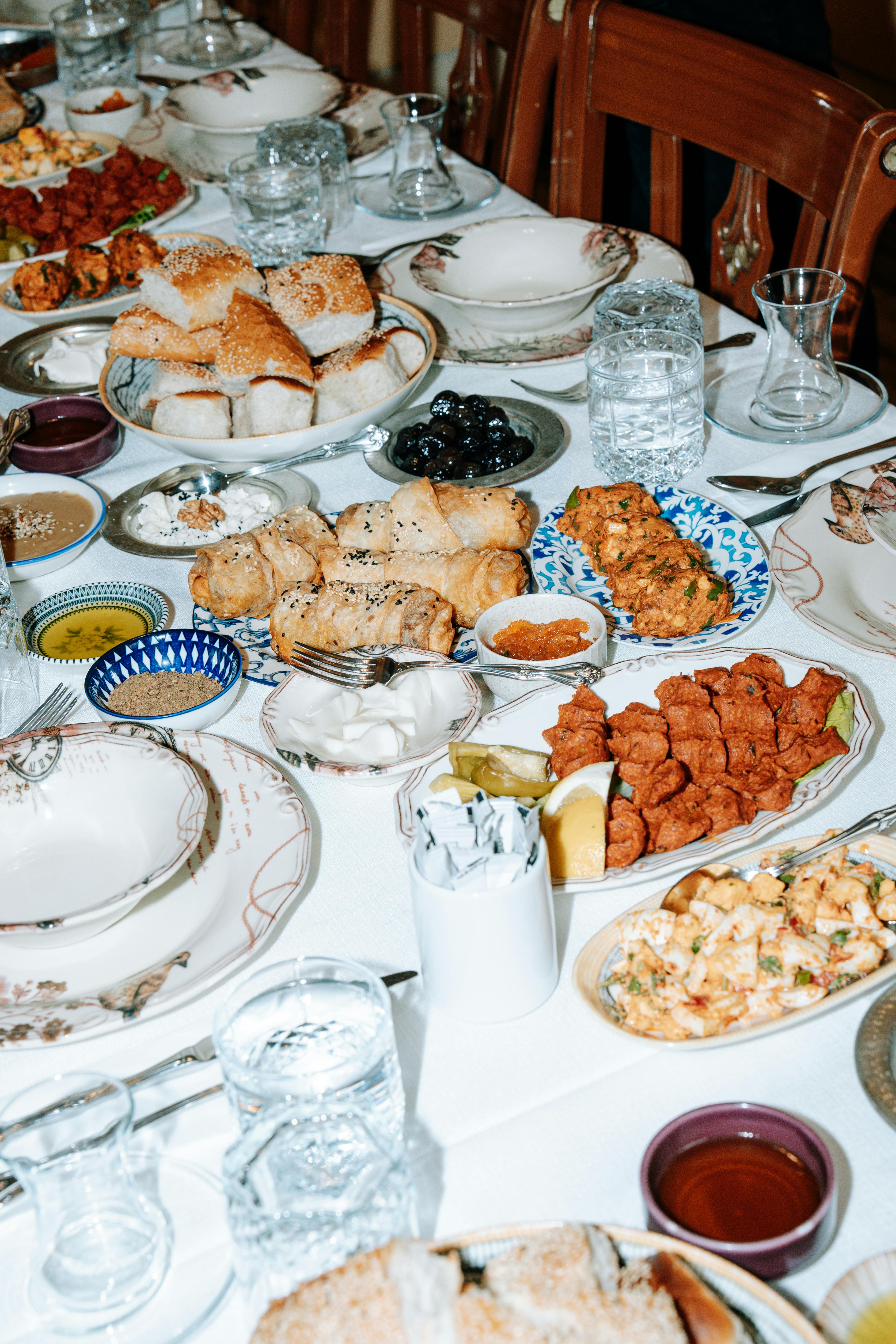 無料 エピキュリアン, エレガントなダイニングテーブル, おいしいの無料の写真素材 写真素材