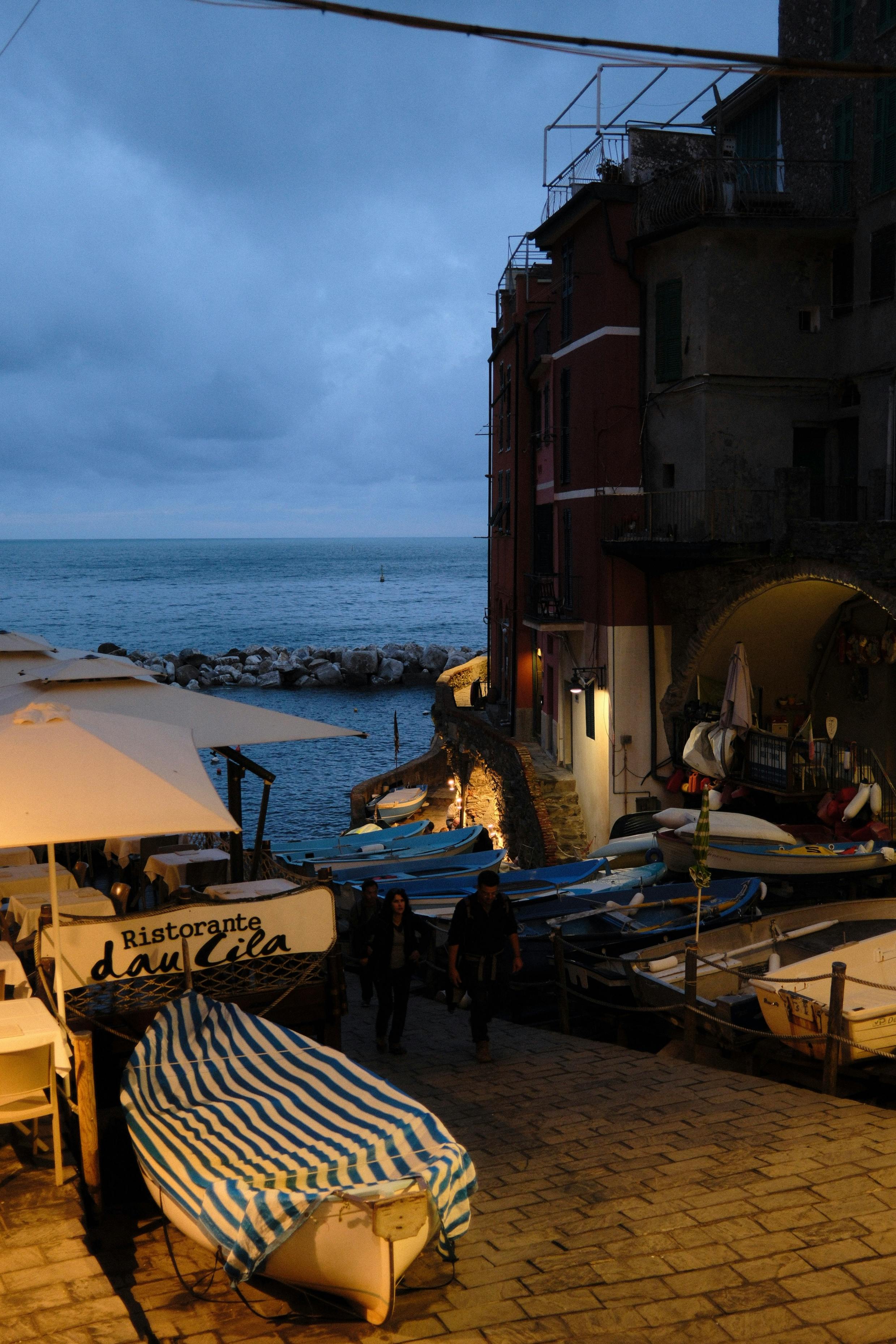 Kostnadsfria Kostnadsfri bild av arkitektur, atmosfär, båtar Stock foto