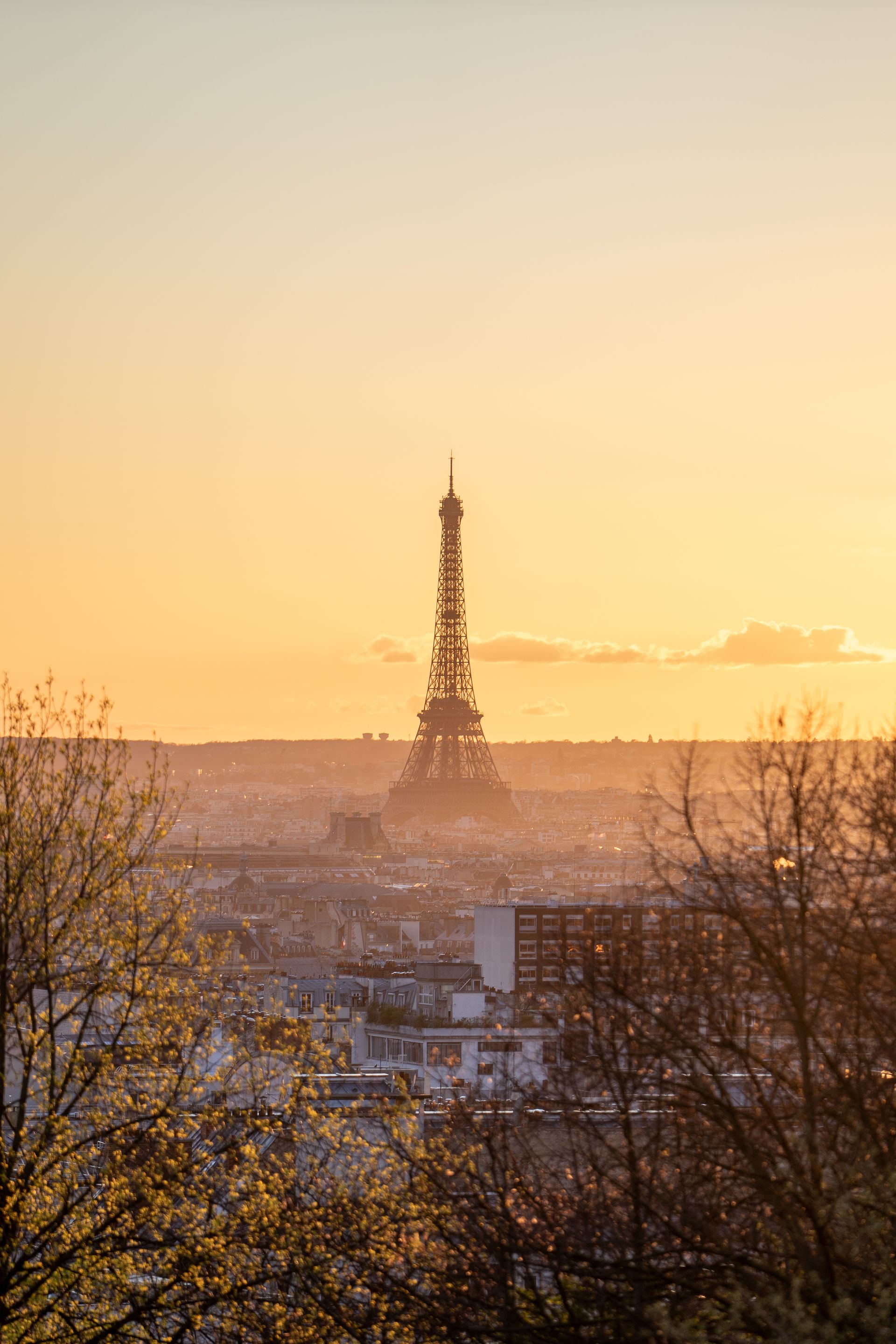 Tour Eiffel au coucher du soleil, panorama de Paris