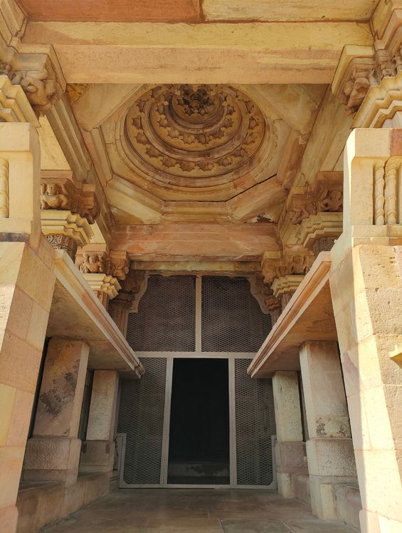 Intricate Ancient Temple Architecture at Khajuraho · Free Stock Photo