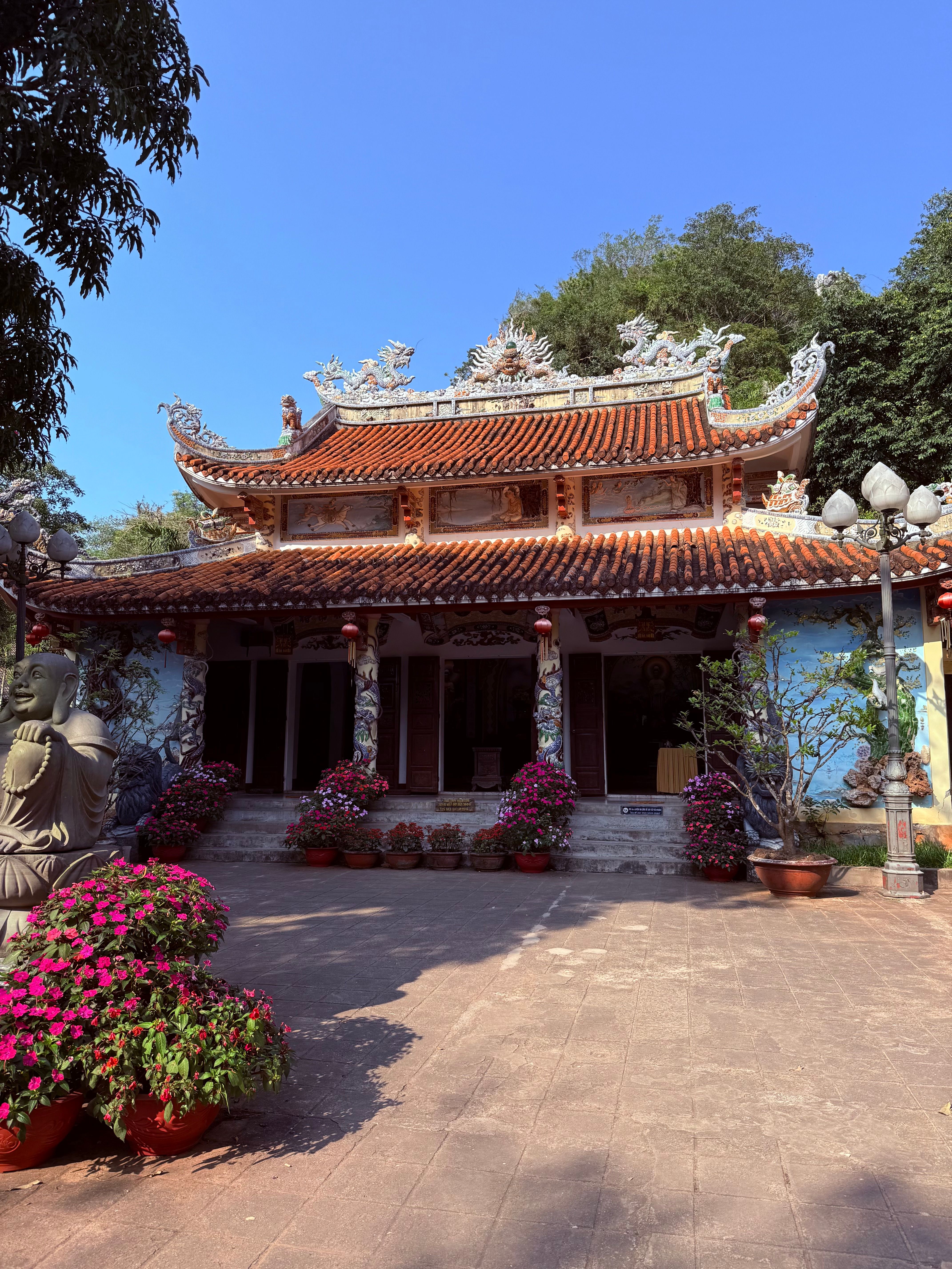 Traditional Vietnamese Temple in Da Nang · Free Stock Photo