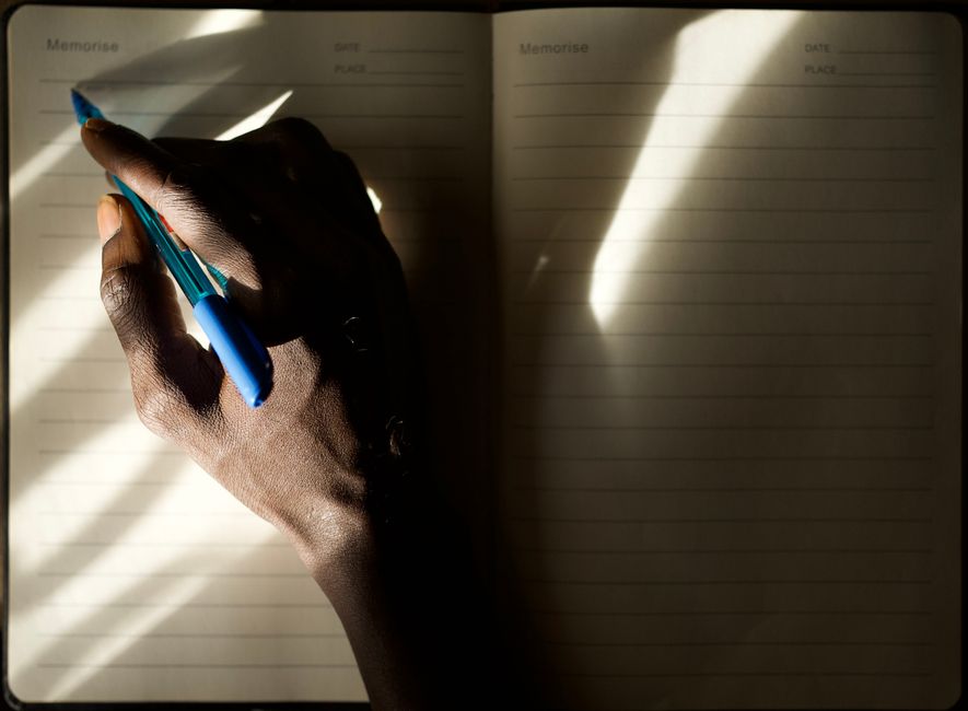 pen natural light lifestyle photo 2