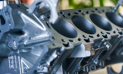 Vehicle engineering equipment