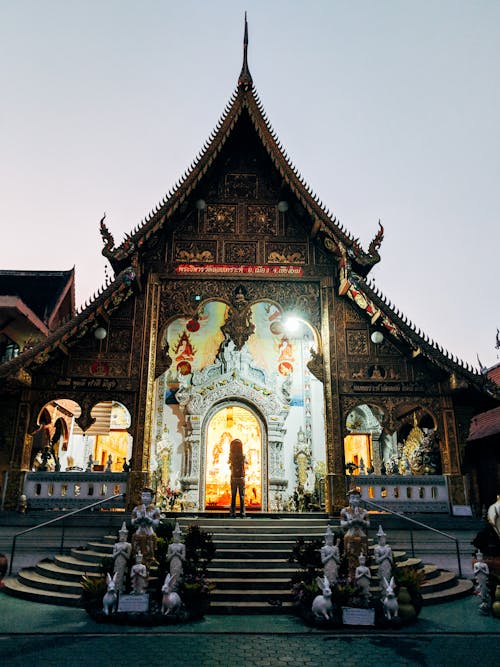 Free Wat Loi Kroh Temple in Thailand Stock Photo