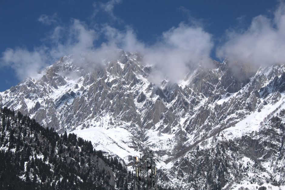 Sonmarg: The Meadow of Gold