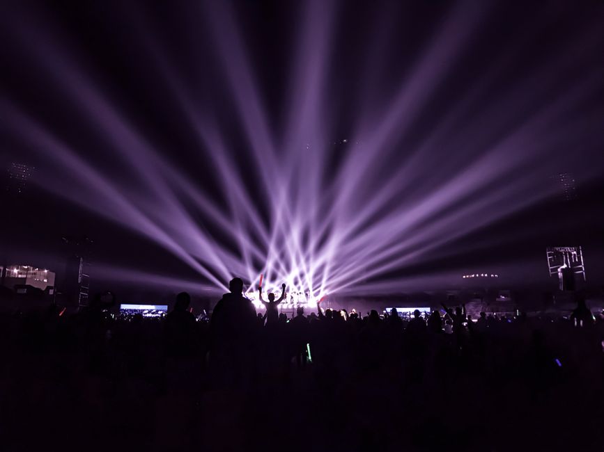 half|kpop concert