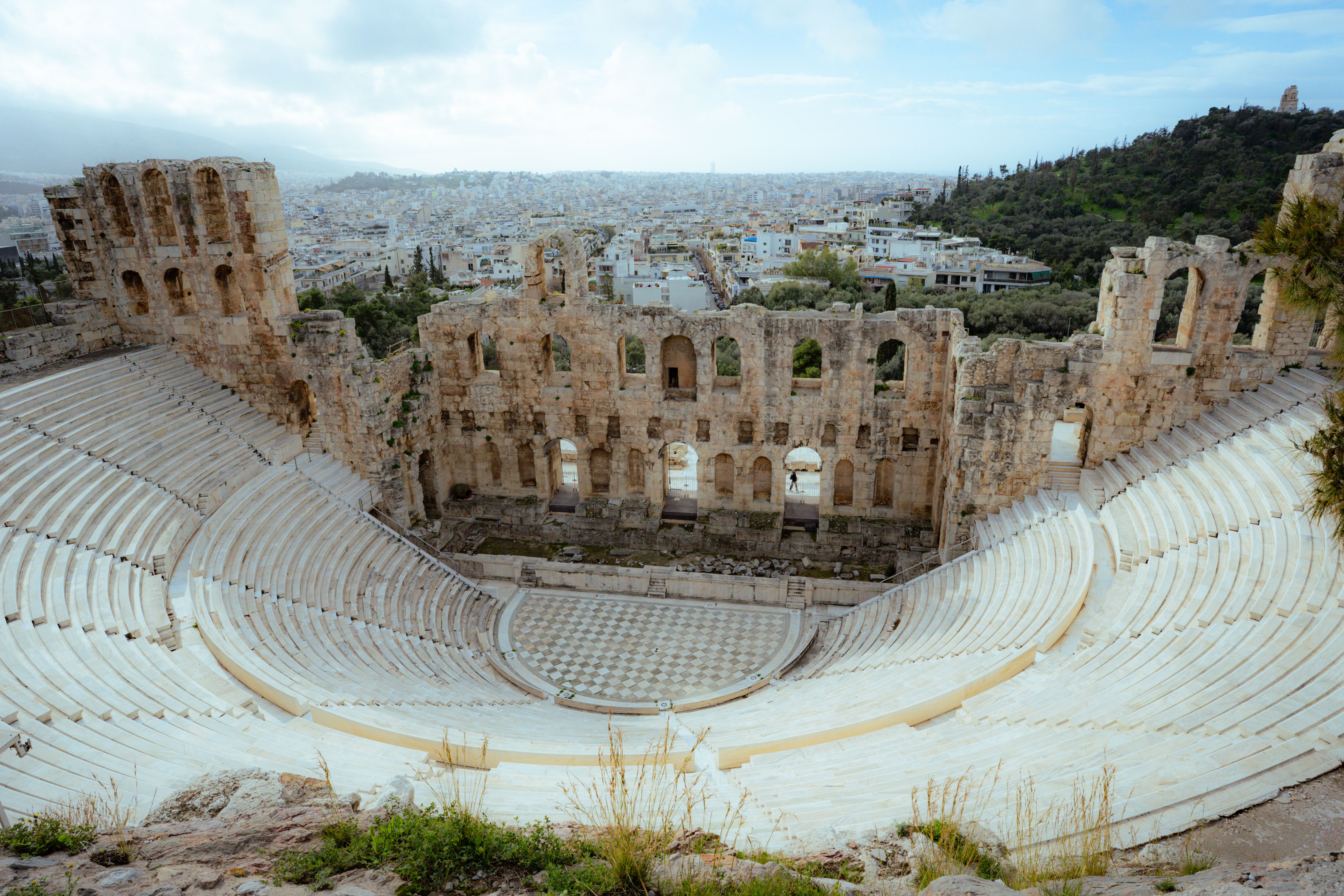 Voyage culturel pas cher en Europe 2026 : 9 cités des amphithéâtres antiques où l'histoire résonne p