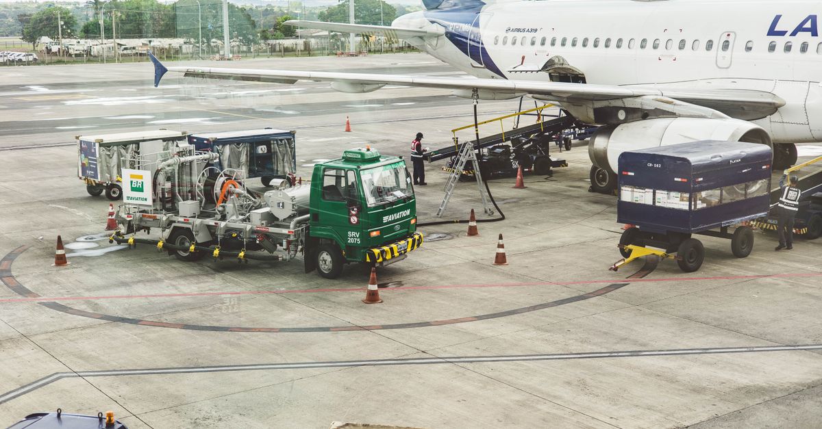 航空燃料危機是一場騙局?私人飛機業者揭露:航班取消背後是商業算計