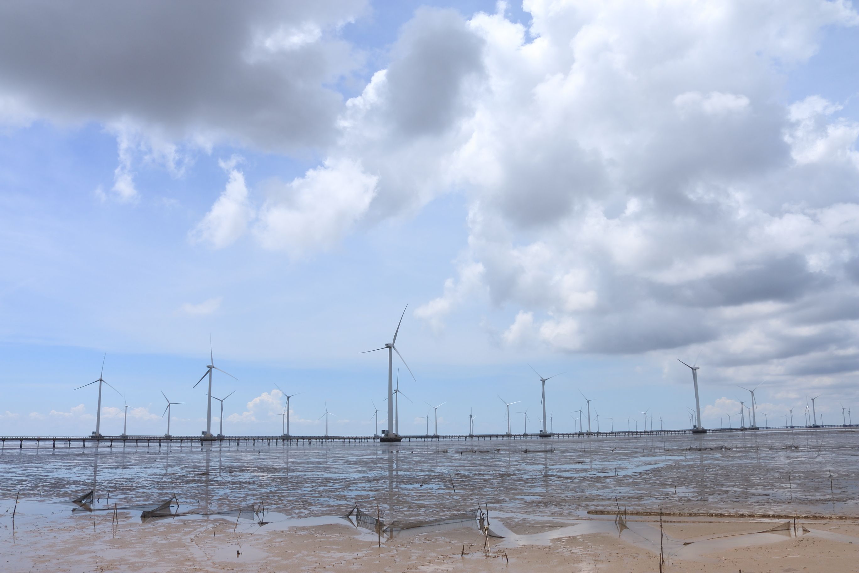 Batangas Wind Auctions Drew Copenhagen and Taipei. The Spur That Lands the Power Lost to a Bulacan Off-Ramp. post image