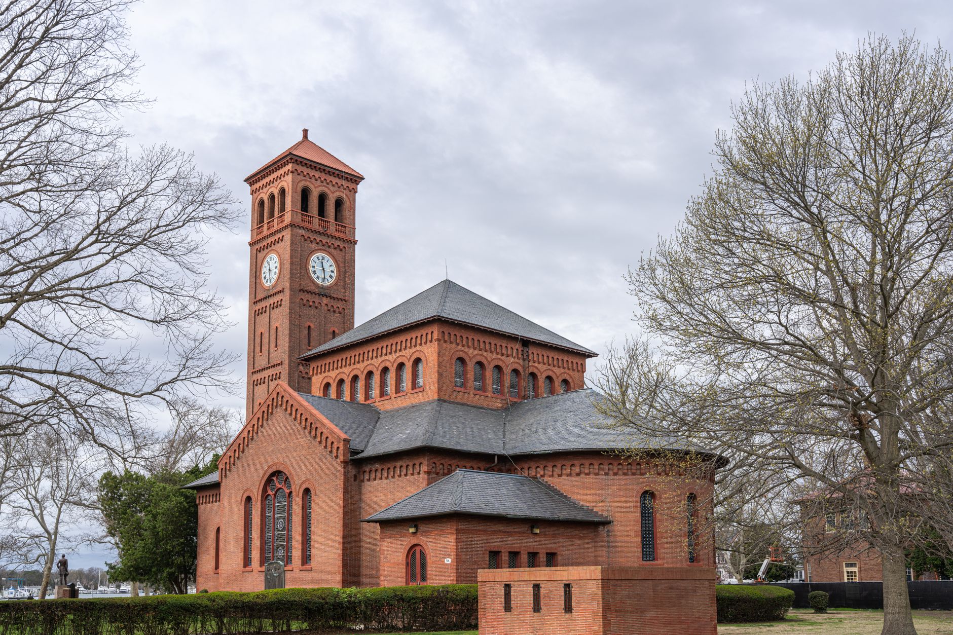 Best neighborhoods in Hampton, VA for young professionals