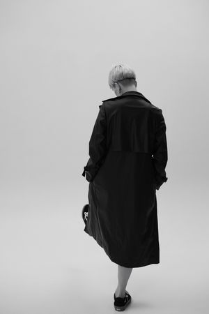 Saved reference: pale tailoring study — photo by Alina Zhabynska on Pexels