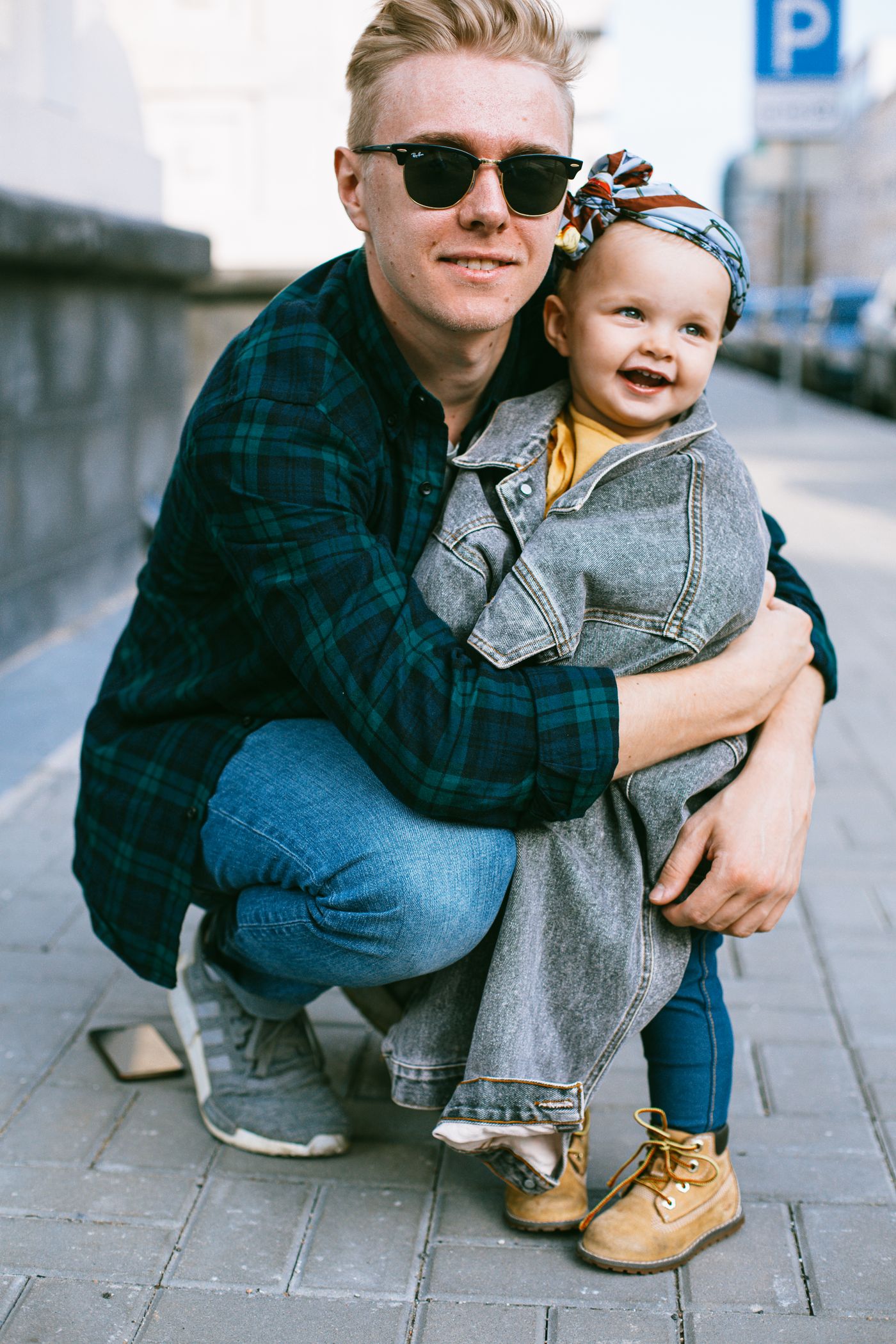 Pai com filha, representando o desejo de ampliar a família