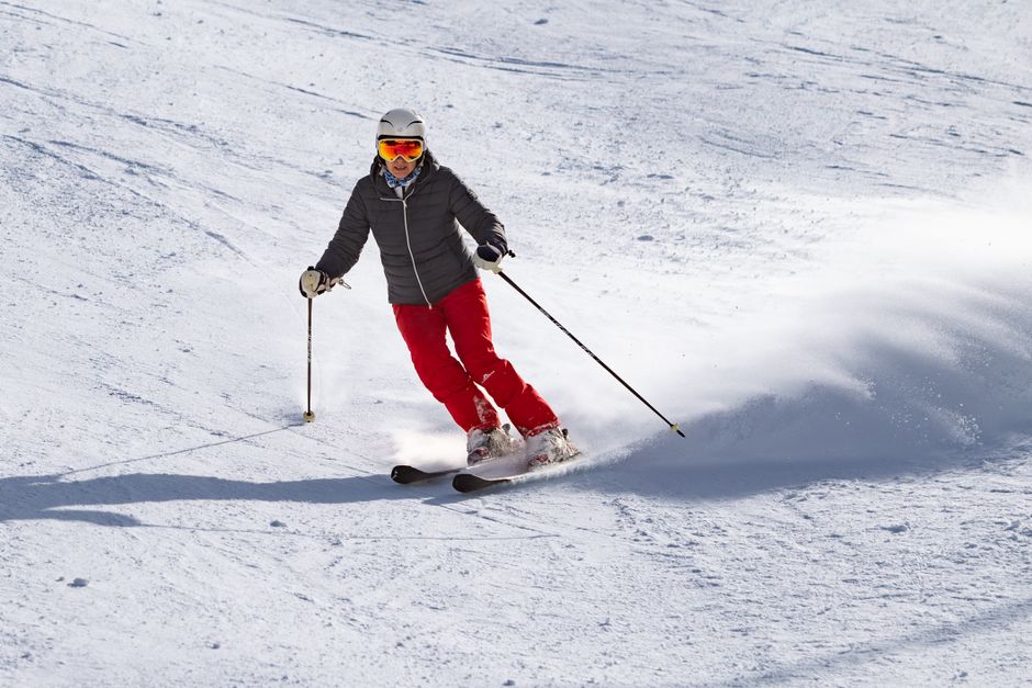 Ottawa's Hannah Schmidt Wins World Cup Ski Cross Silver on Home Snow
