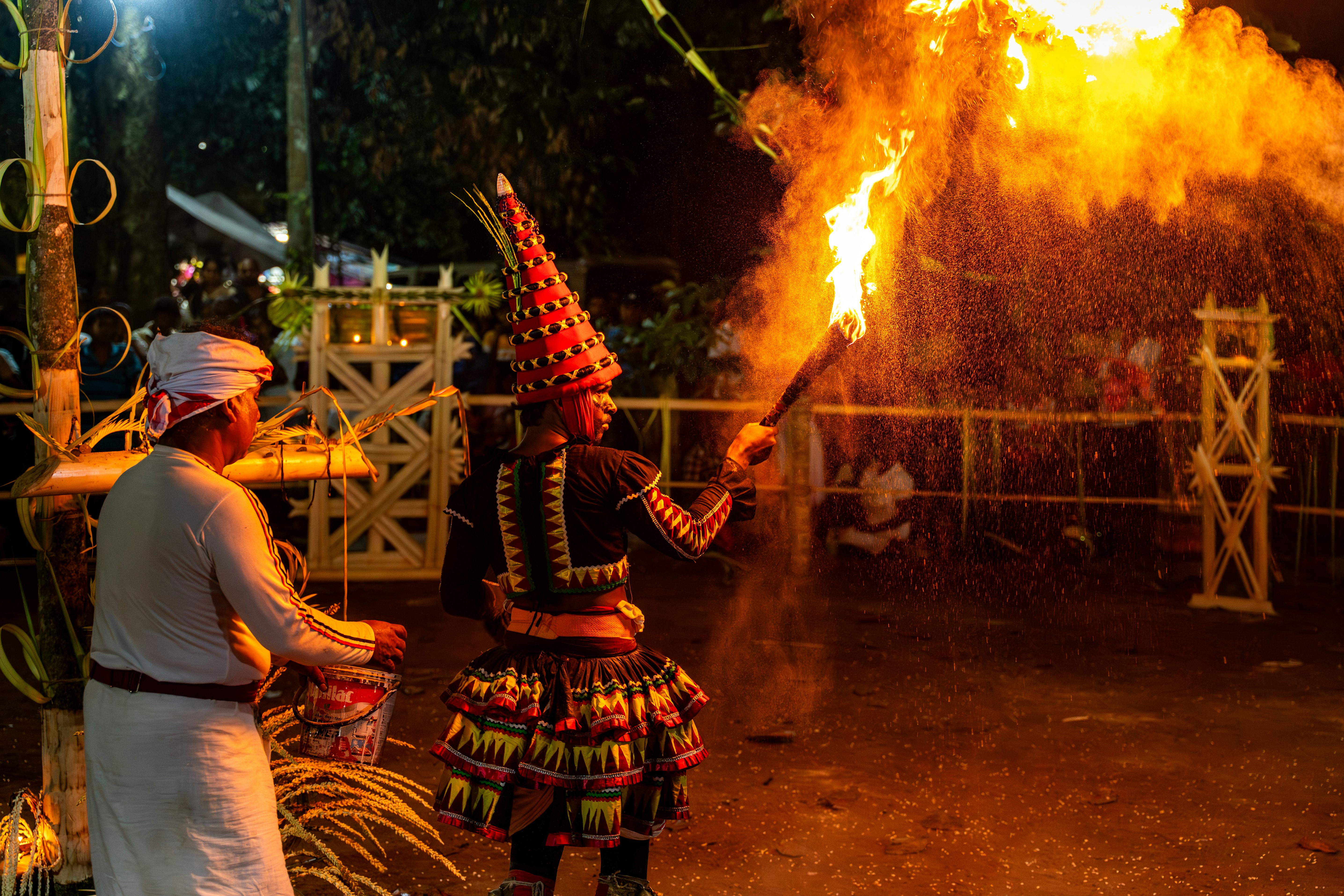 Why Hiring a Local Driver is Key to Experiencing the Festivals of India and Sri Lanka