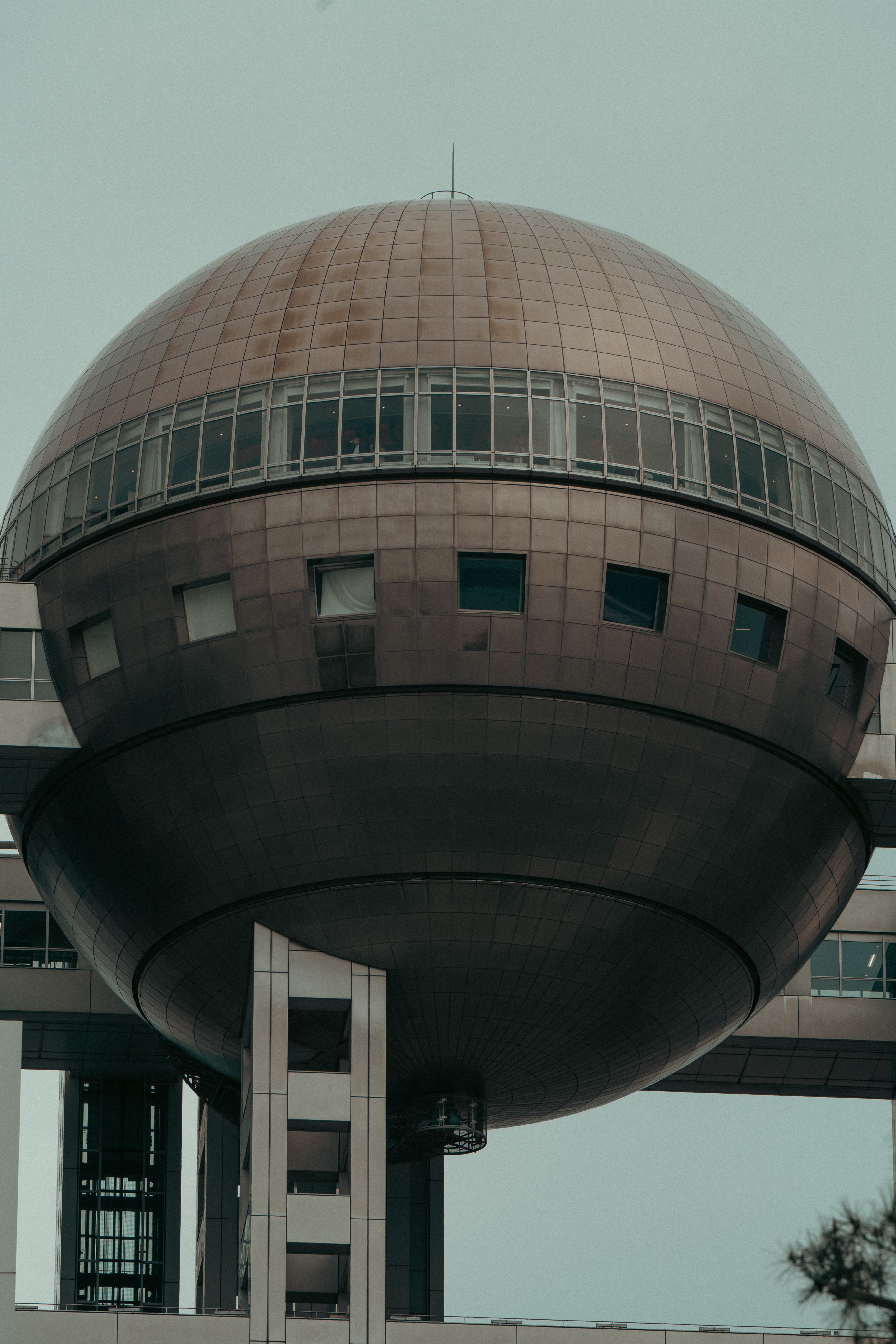 Futuristic Architecture of Fuji TV Building, Tokyo · Free Stock Photo