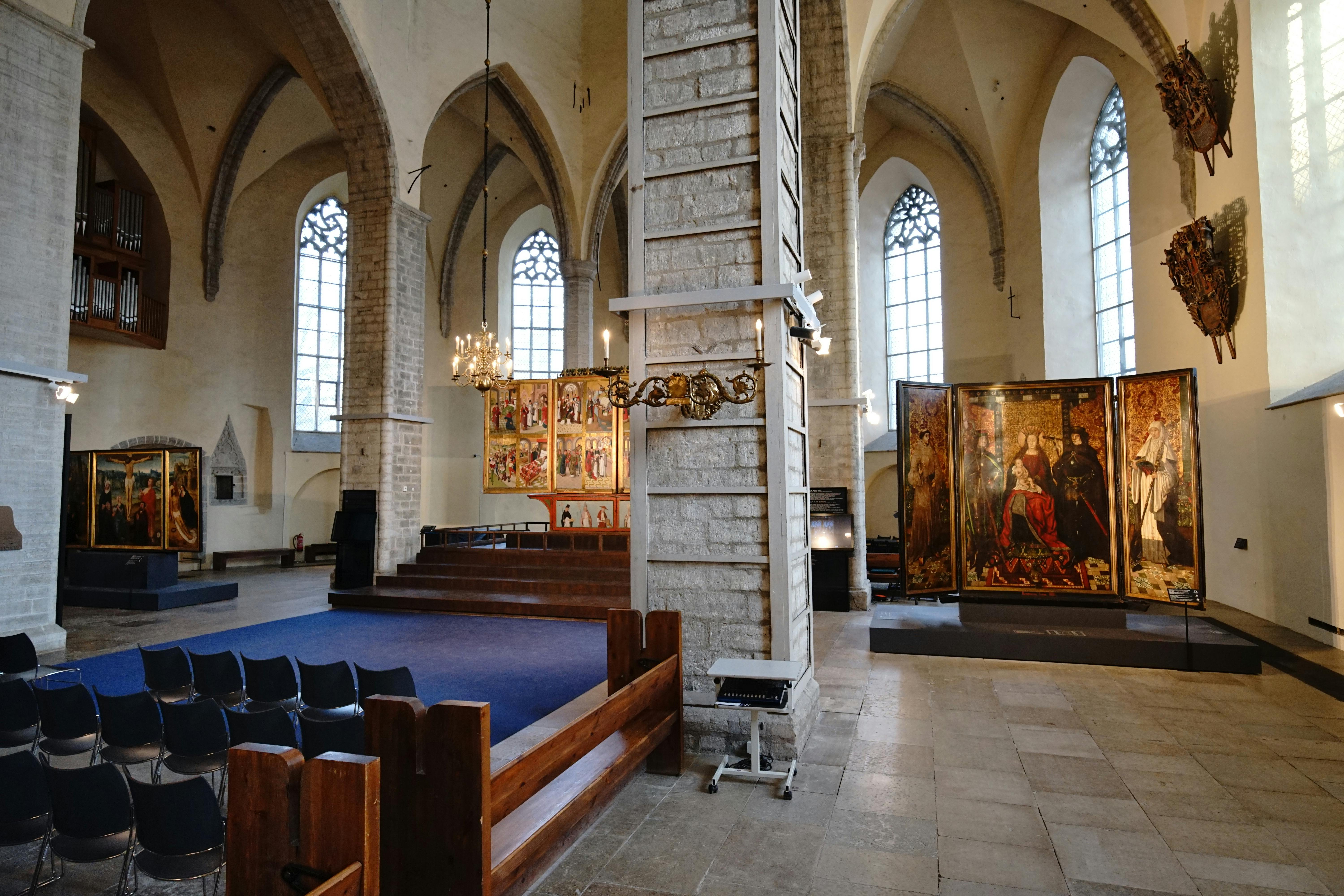 Tallinnas tähistati Suurt reede traditsioonilise risttee rännakuga