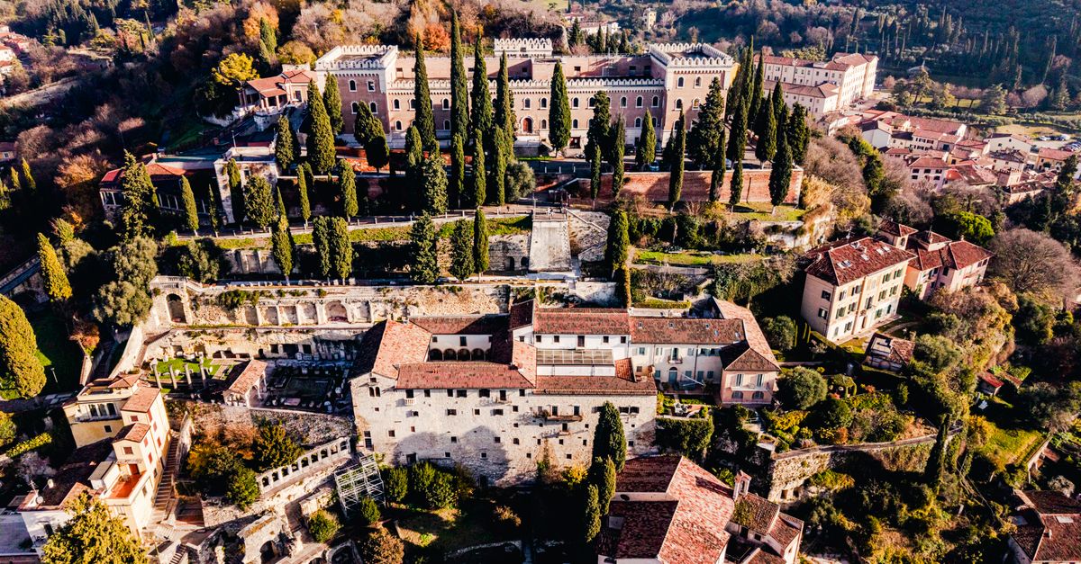 Come Pianificare un Viaggio in Città: Guida Completa