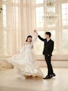 Elegant Wedding Dance in Luxurious Venue