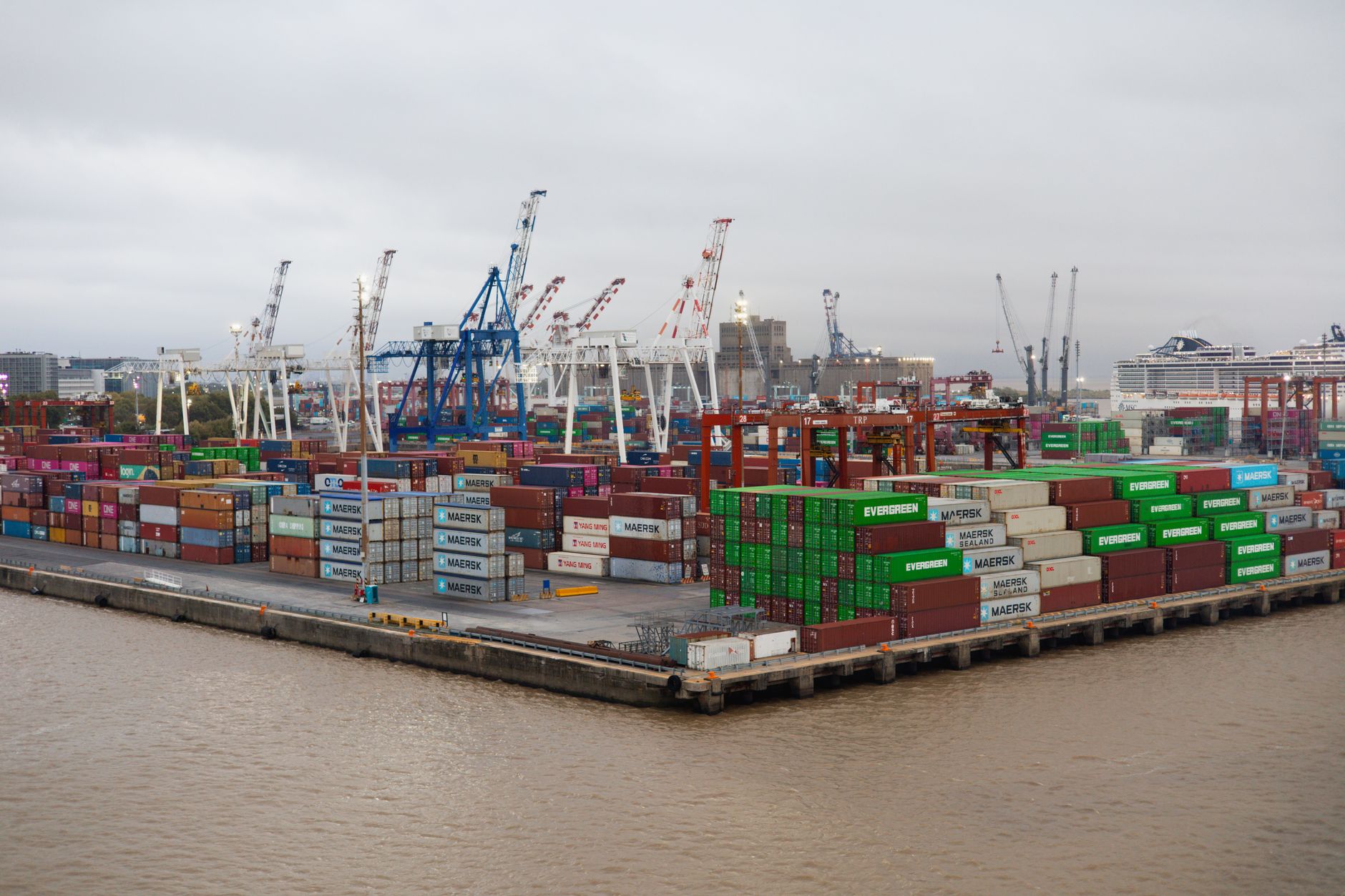 2026 Tariff Impact on Construction Materials — Steel Up 18%, Aluminum Up 22%