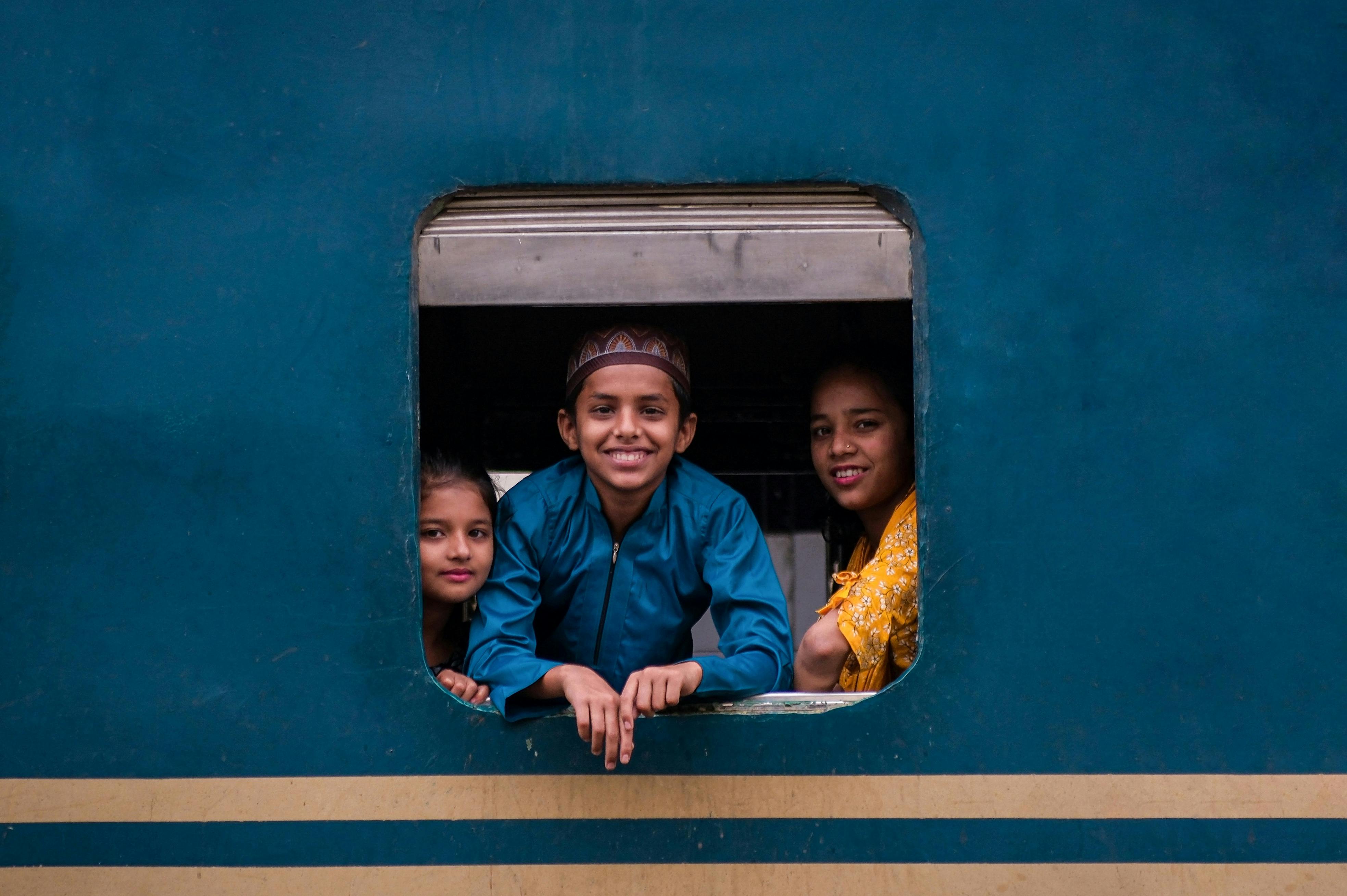 Family Traveller-Sailawaze Live showcases immersive travel inspiration — Photo by Faisal Ibne Kalam on Pexels