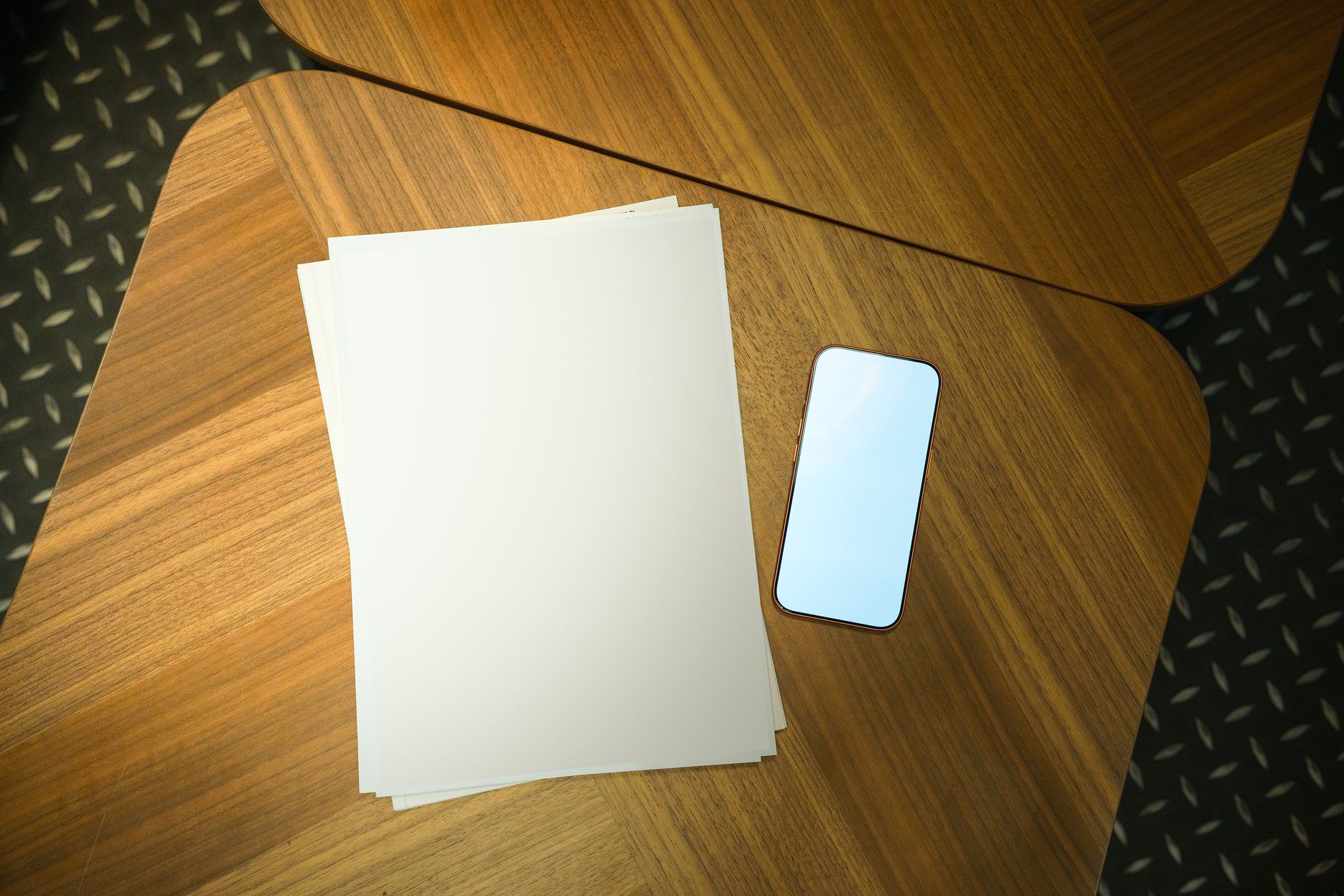 Digital Card vs Paper